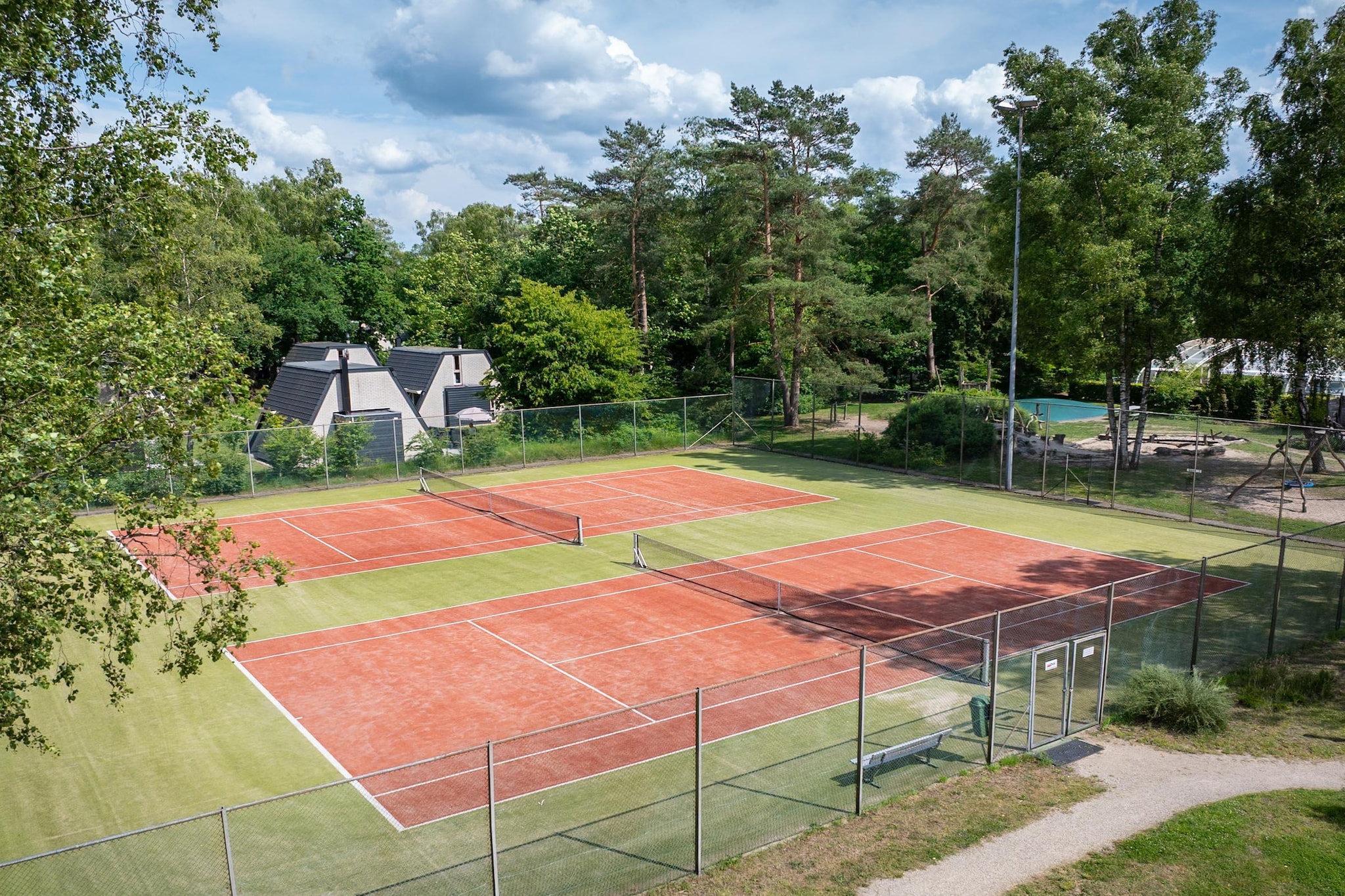 Bungalowpark Hoenderloo 5 - Parkeinrichtungen