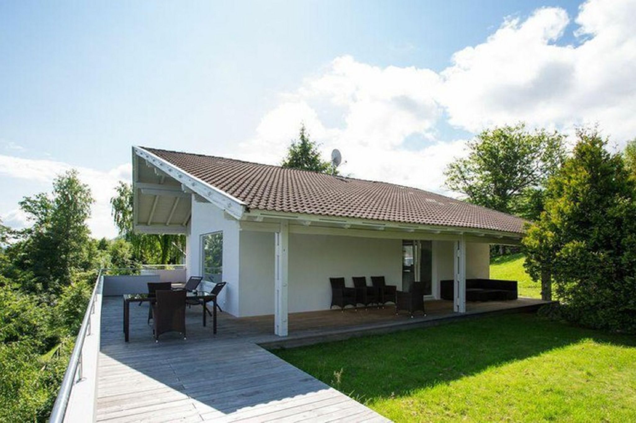 Luxe villa in Karinthië met aanlegsteiger en overdekt terras