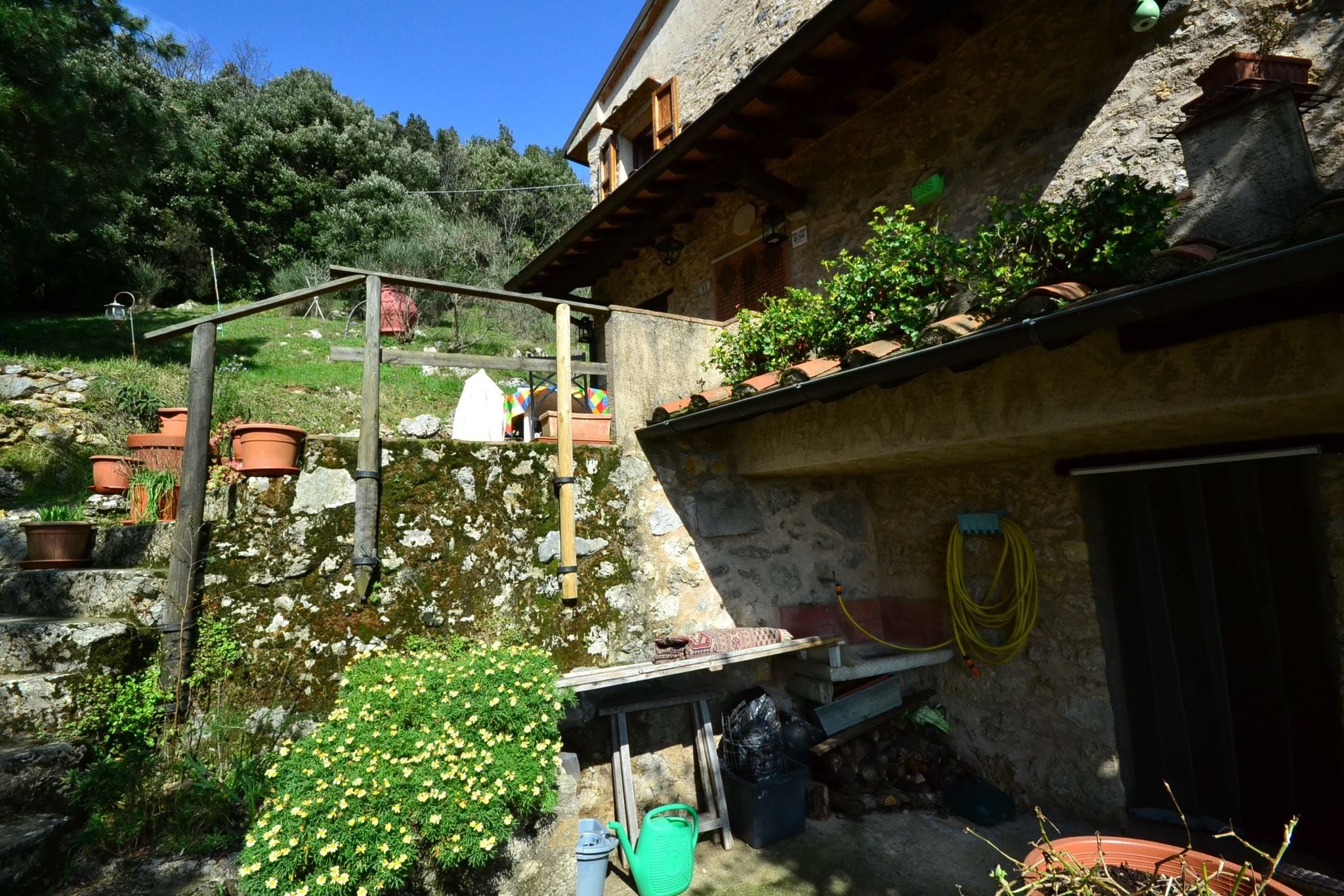 Ruhiges Ferienhaus mit Garten in Camaiore