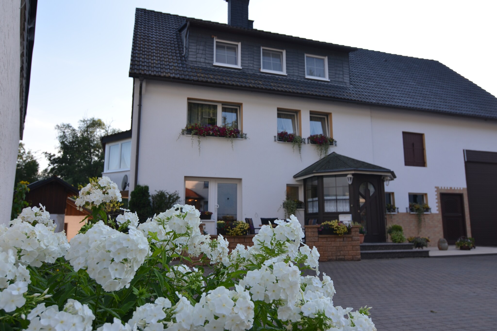 Im Sauerland-Exterior summer