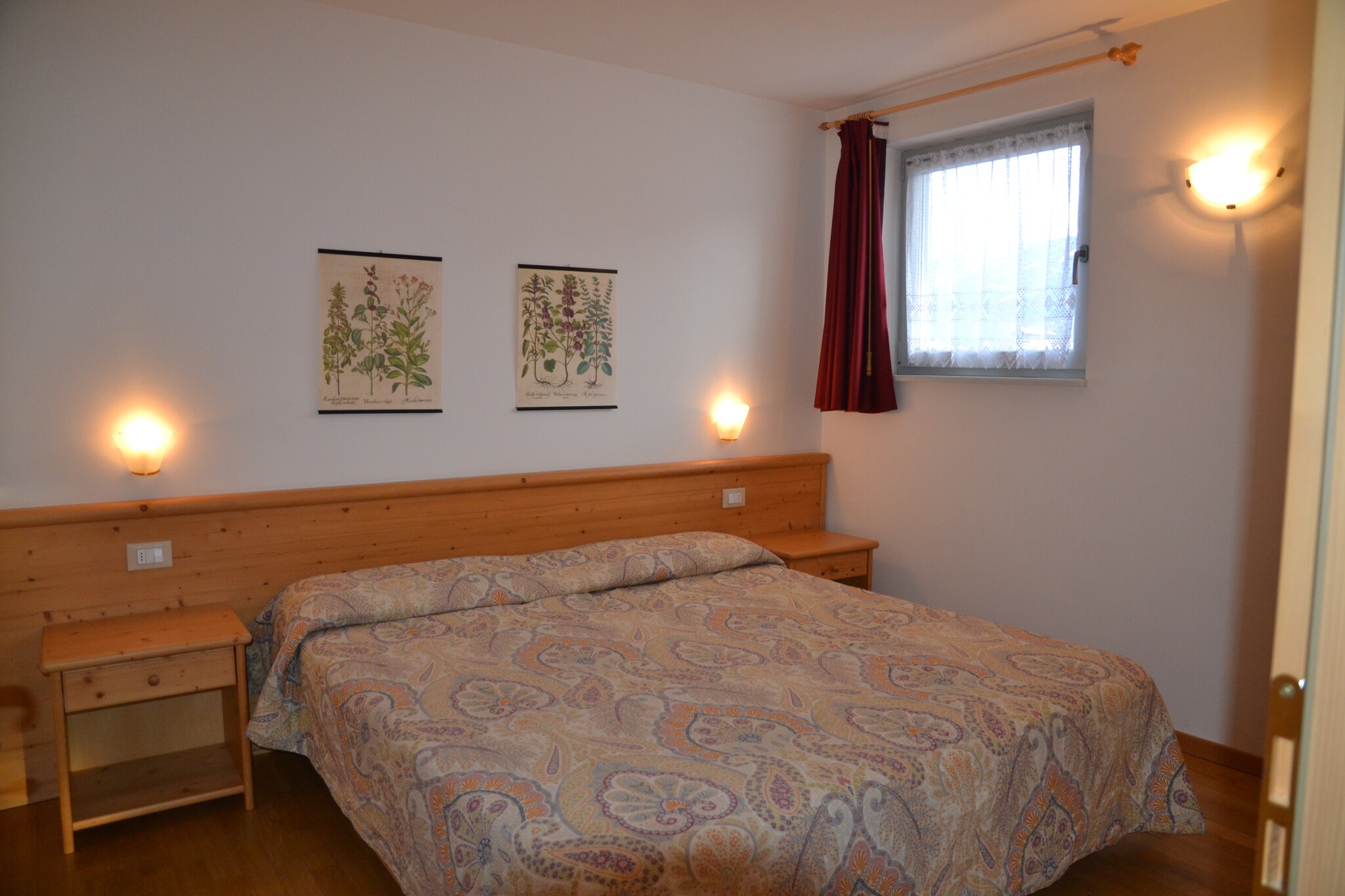 Set in the heart of Cavalese, this inviting apartment offers a serene mountain escape for up to six guests. Located on the first floor, it features a cozy living/dining area with a double sofa bed and satellite TV, plus a functional kitchenette equipped with a fridge and dishwasher. The two bedrooms, one with a double bed and another with two singles, are ideal for families or small groups. A full bathroom includes a shower, toilet, bidet, and washbasin, while a shared laundry room adds practical comfort for longer stays.

Guests can take advantage of thoughtful amenities like a private balcony, communal garden and terrace, ski storage, and reserved parking in the garage. After a day on the slopes or scenic trails, the peaceful outdoor space offers a perfect place to unwind. Just 800â€¯m from the Cermis ski lift and a ski bus stop outside the apartment, it's well positioned for winter sports and summer adventures alike. Cavaleseâ€™s charming town center is only 1.5â€¯km away, with shops and cultural gems like Palazzo della Magnifica ComunitÃ .

Dining options include El Molinâ€™s refined Trentino cuisine, La Pieveâ€™s hearty alpine fare, and Pizzeria Excelsiorâ€™s casual local dishesâ€”all offering warm, authentic experiences. Whether skiing, hiking, or exploring historic landmarks, this apartment blends comfort, location, and alpine charm for a memorable getaway.