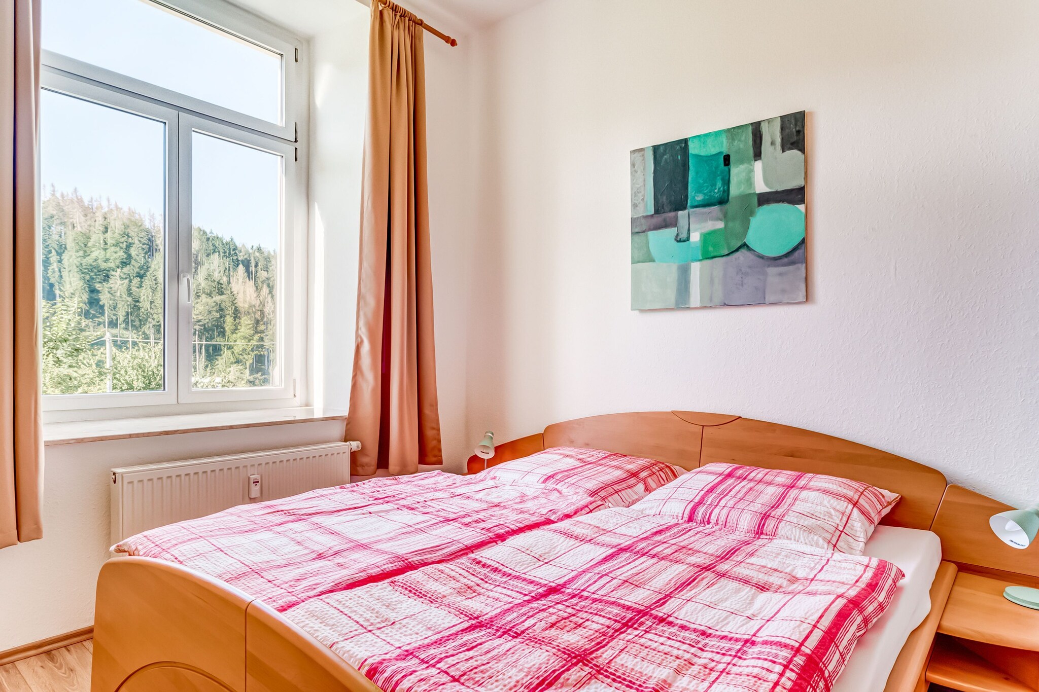 Ground floor: (Kitchen(electric kettle, toaster, cooker(ceramic, electric), coffee machine(filter), oven, microwave, dishwasher, fridge-freezer), Living/diningroom(TV(cable, flatscreen), dining table, stereo unit), bedroom(double bed), bedroom(double bed), bathroom(shower, washbasin, toilet, hairdryer), Landing)\n\ncot, heating, terrace(shared with other guests), garden(shared with other guests, partially fenced), garden furniture, parking, high chair(on request), party games, Garden shed