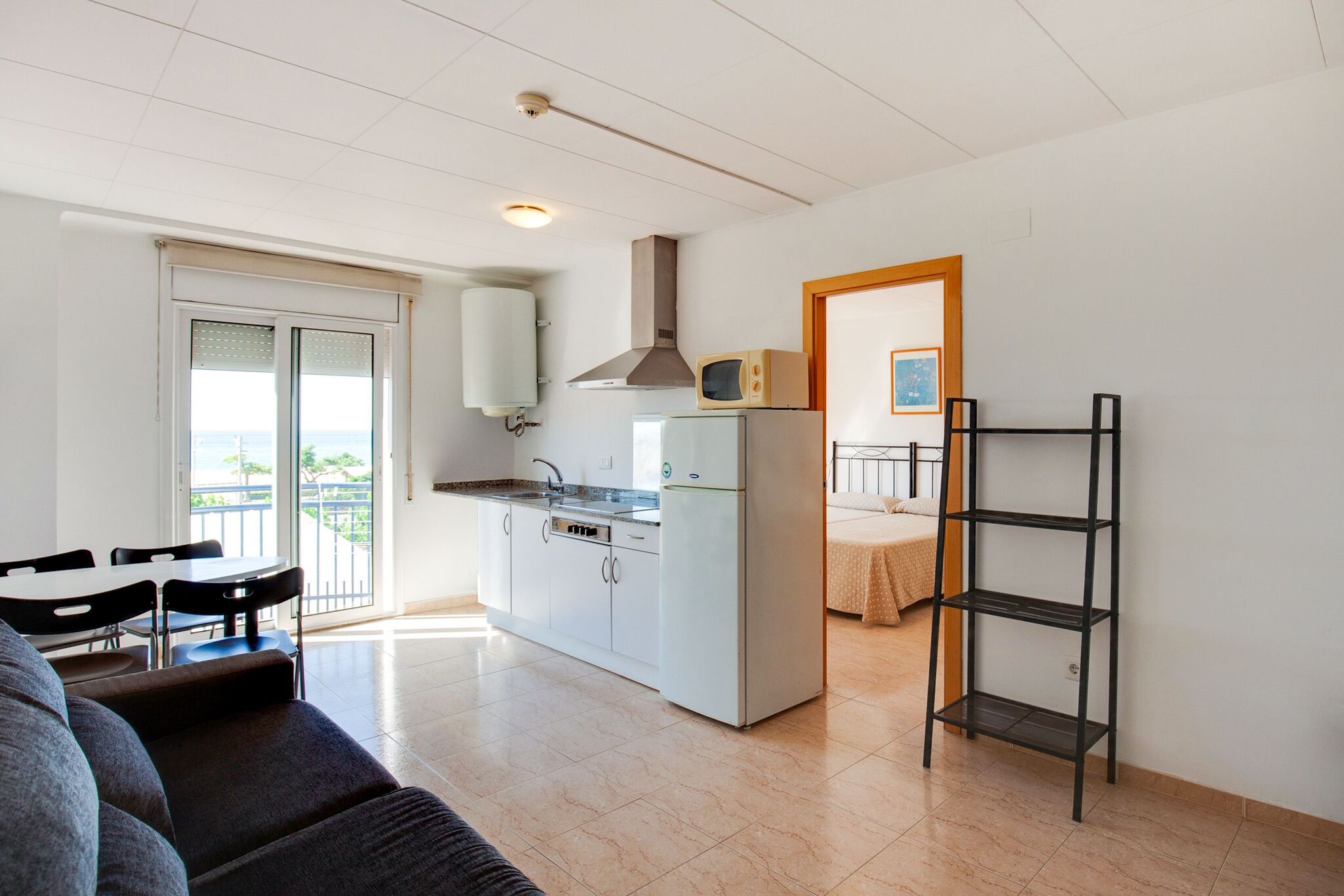 Schöne Wohnung mit Balkon im Zentrum von Malgrat, 100m vom Strand entfernt, 4 p