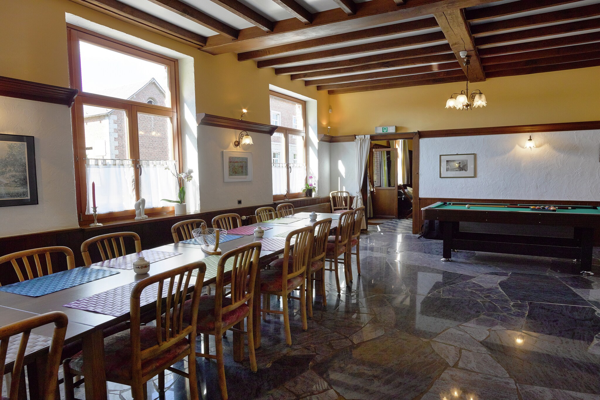 Vakantiehuis Sanzinnes (houyet) max. 24 personen 10 slaapkamers #14