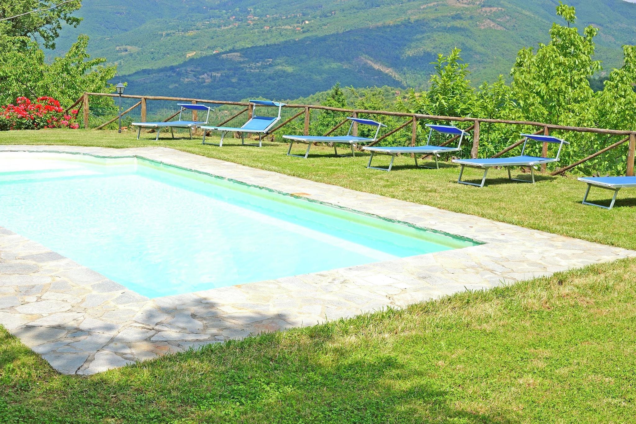 Maison de vacances 12 personnes avec piscine à Cortona