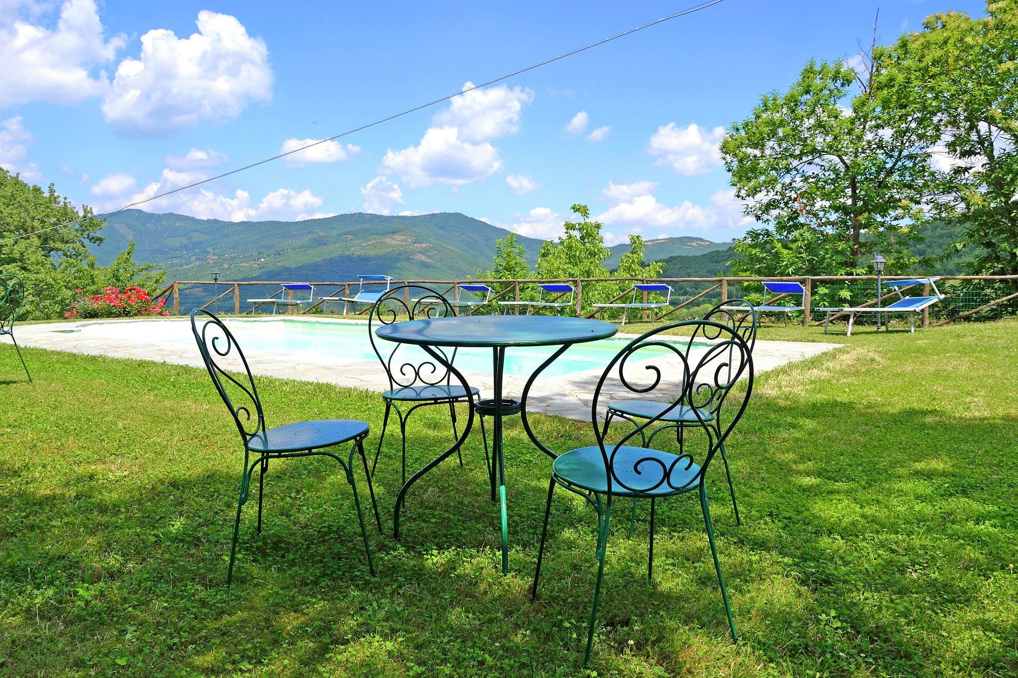 Maison de vacances 12 personnes avec piscine à Cortona
