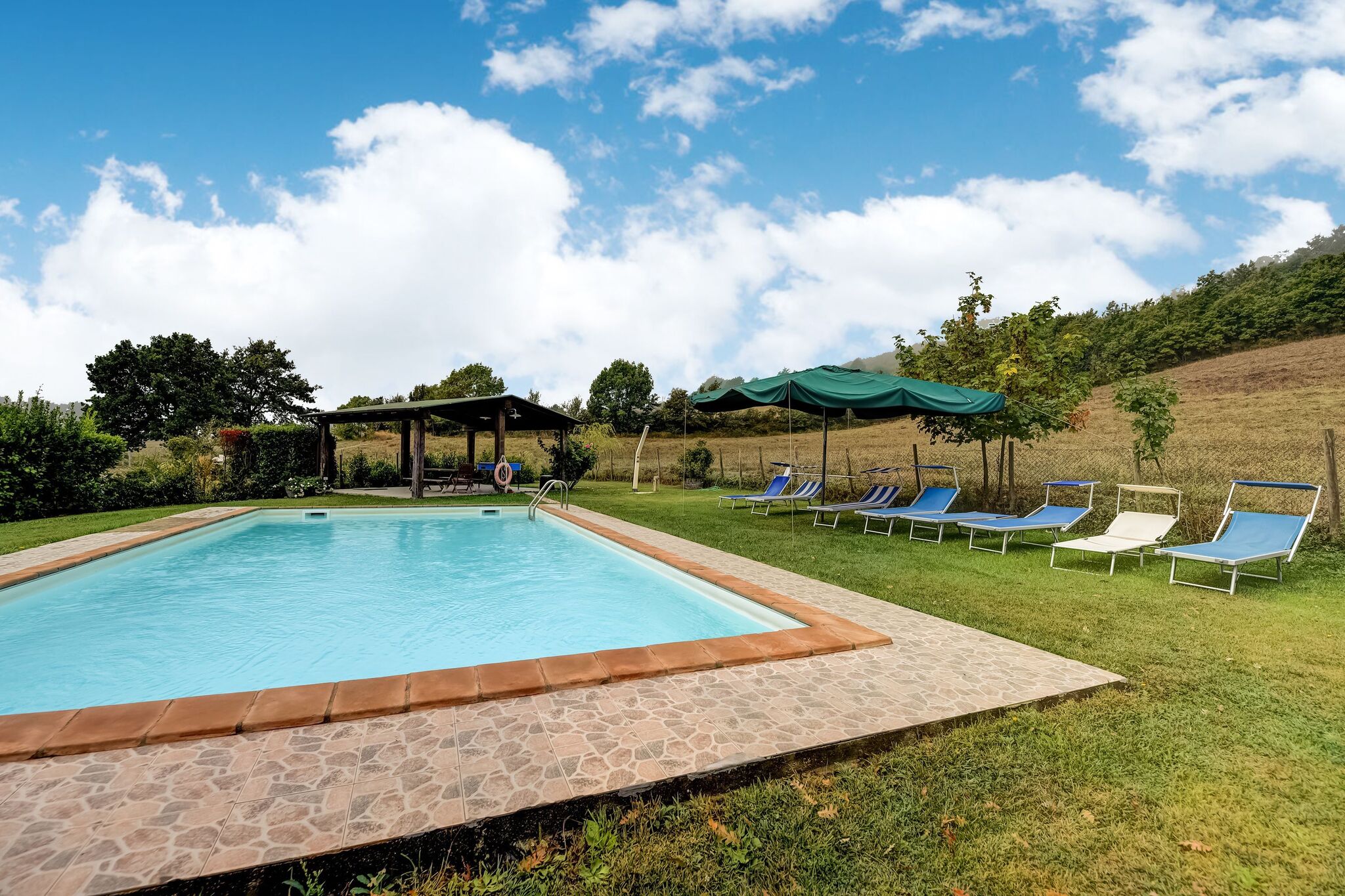 Modern Villa in Radicofani with Pool