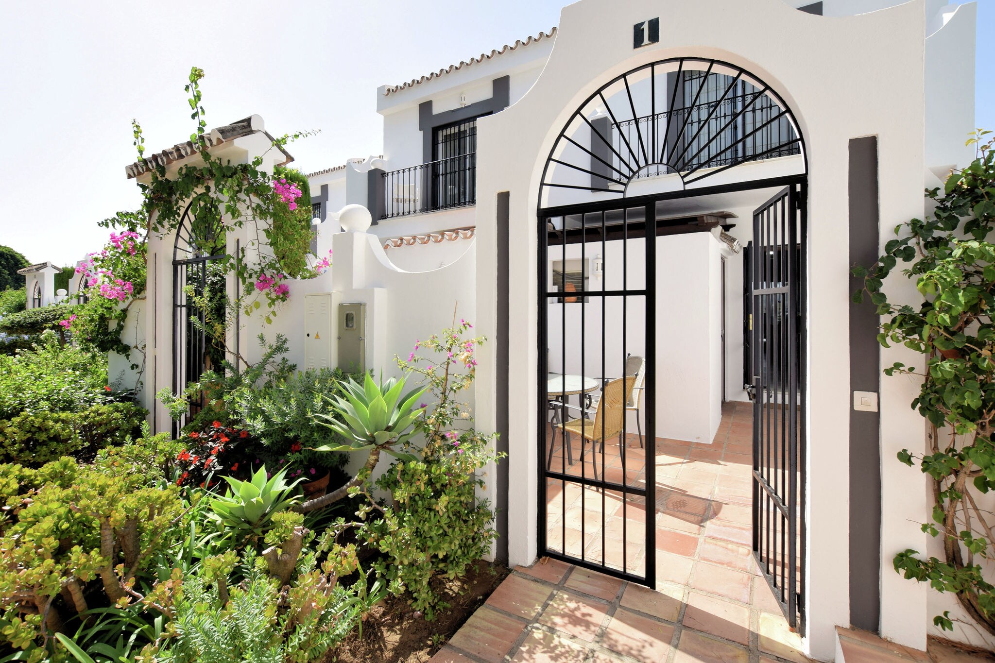 Modernes Ferienhaus mit Gemeinschaftspool in Marbella