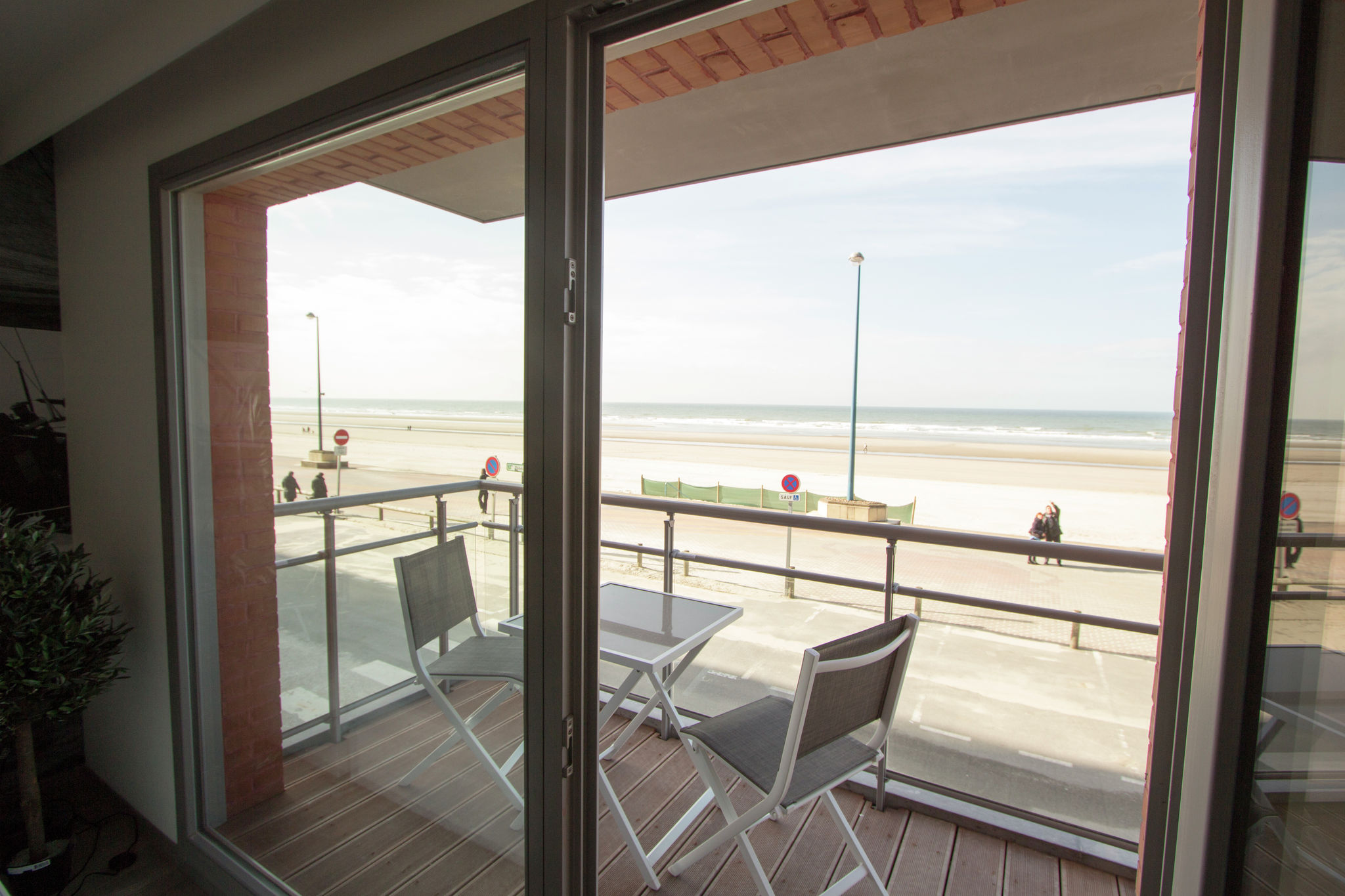Moderne Ferienwohnung am Strand in Bray-Dunes bei De Panne