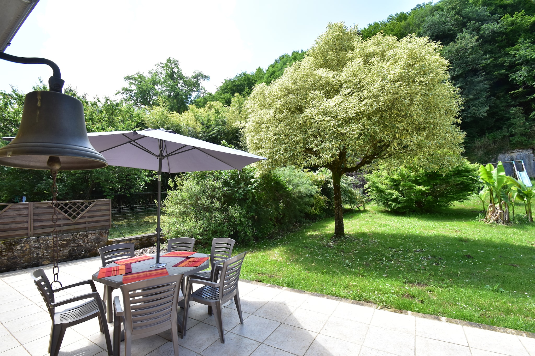 Located in Saint-Vincent-le-Paluel, this 4-bedroom holiday home can house 6 people and is perfect for a large family or group. A shared swimming pool is perfect to refresh in the hot weather and a roofed terrace offers an ideal spot to enjoy meals with family. _x000D_
Enjoy a variety of local cuisines at the restaurants 2 km away. At Carsac-Aillac, 7 km away, you can go on a gorgeous hike through the valley of the Dordogne river valley. This guides you along beautiful places like La Roque Gageac (16 km) and Chateau de Beynac (22 km). _x000D_
Soak in the sun in the garden or enjoy alfresco meals on the terrace in shade. The home features barbecue, so that you can enjoy grilled delicacies with your loved ones. Boules court, table tennis table and play equipment is there for the active ones and kids. The heating ensures warm indoors. Cot and high chair is also available on request.