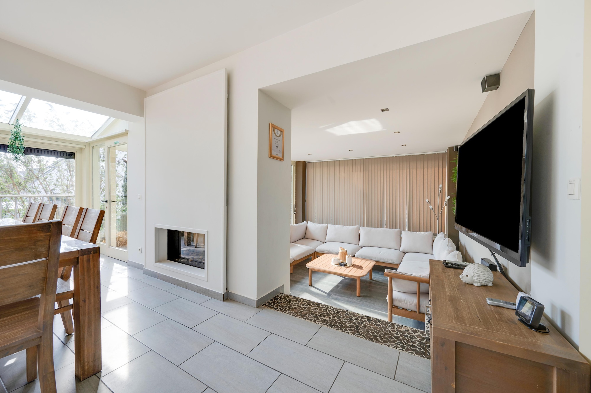 Villa with jacuzzi & sauna 500m from beach