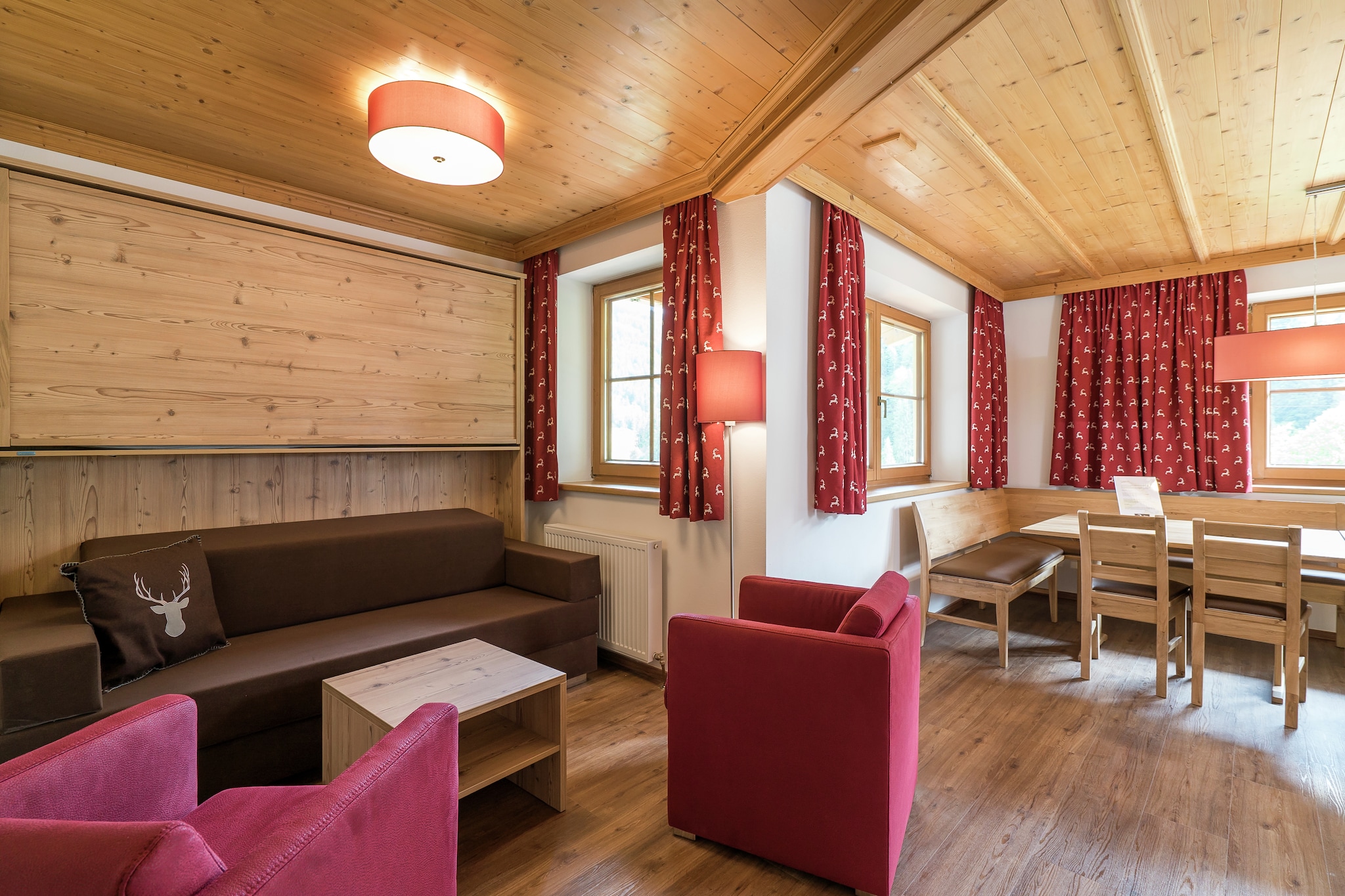 Luxurious Apartment in Saalbach-Hinterglemm near Ski area