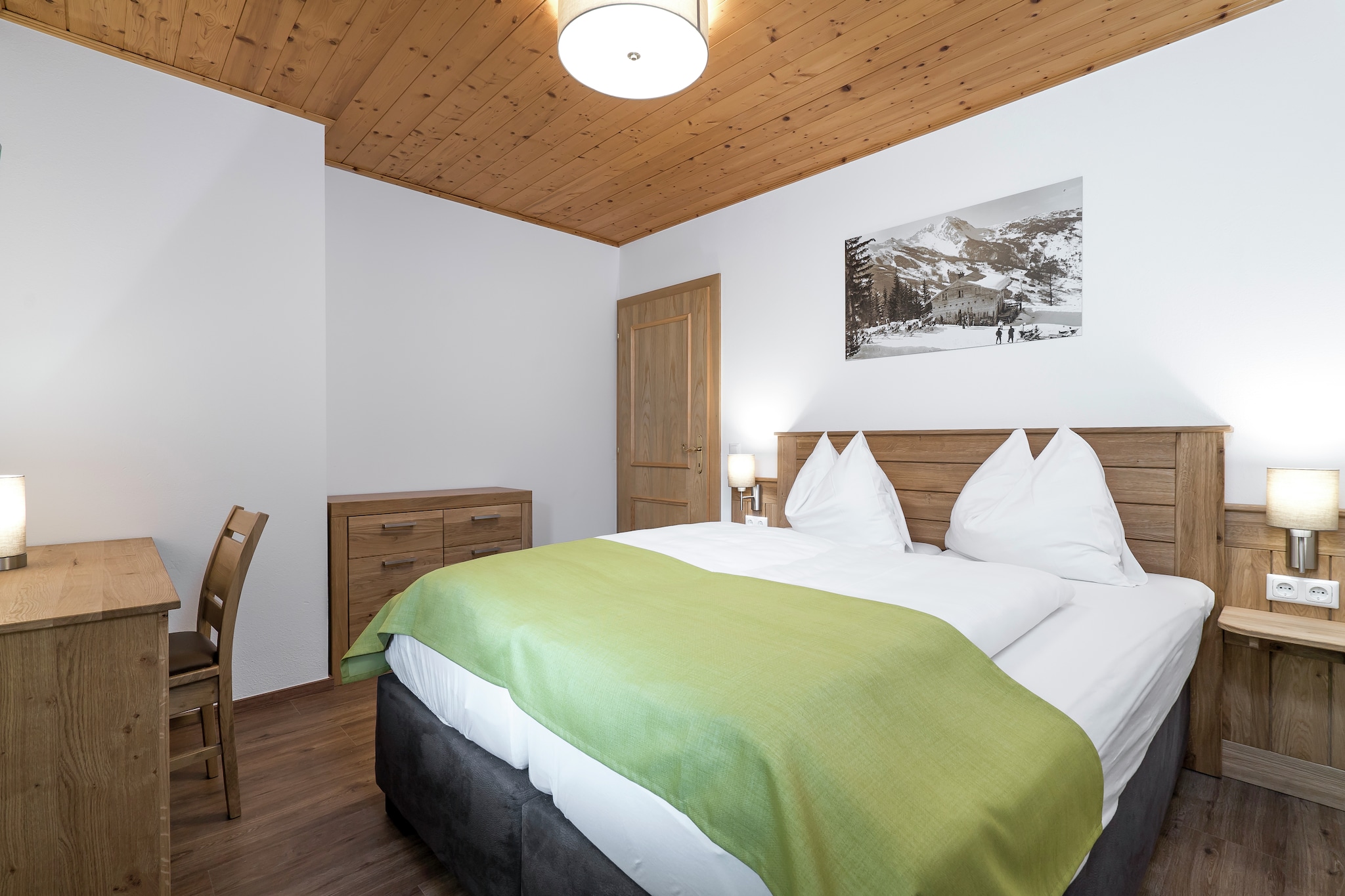 Luxurious apartment with terrace