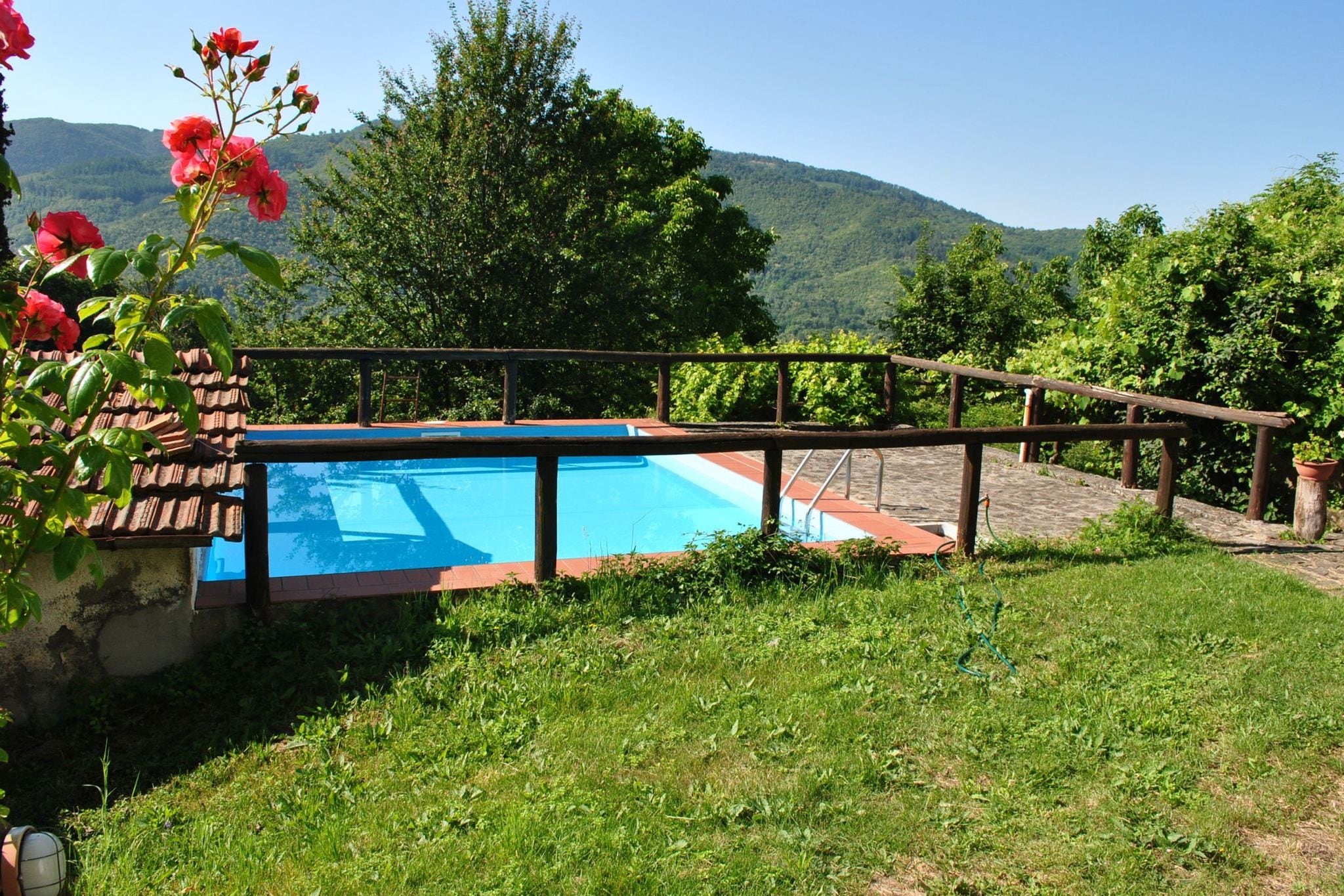 Ruhiges Ferienhaus mit privatem Pool