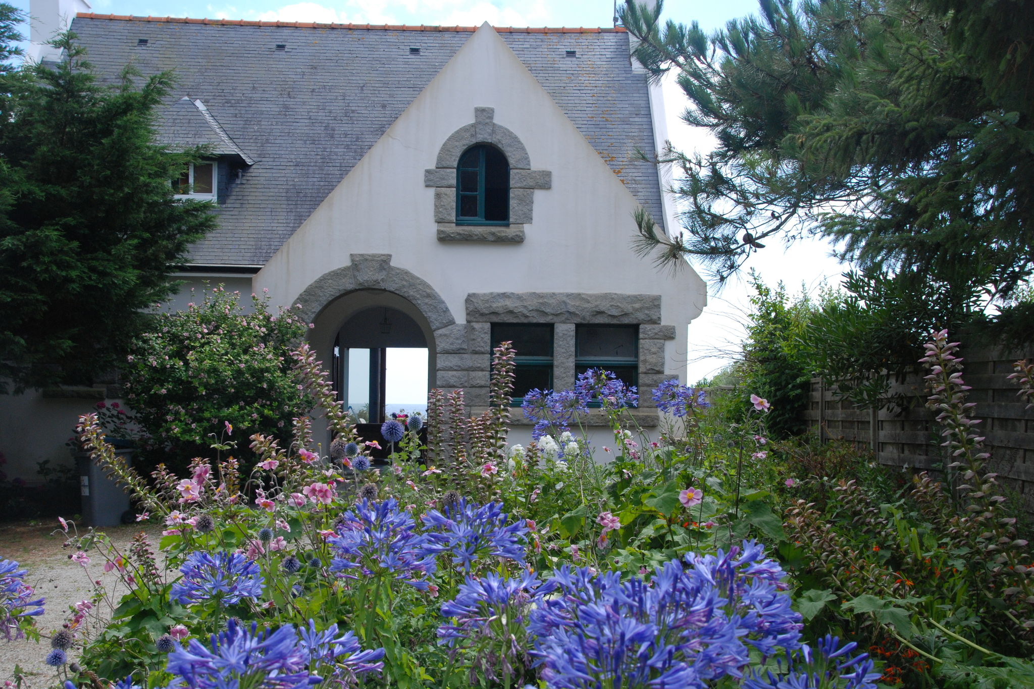 Charmante maison de vacances avec jardin clos à Concarneau