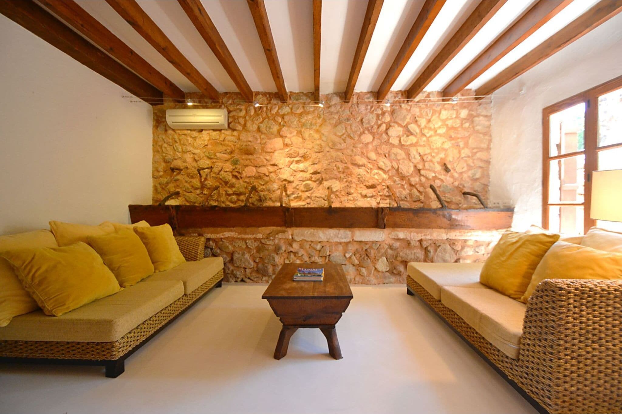 Luxuriös renoviertes mallorquinisches Landhaus für 10 Personen