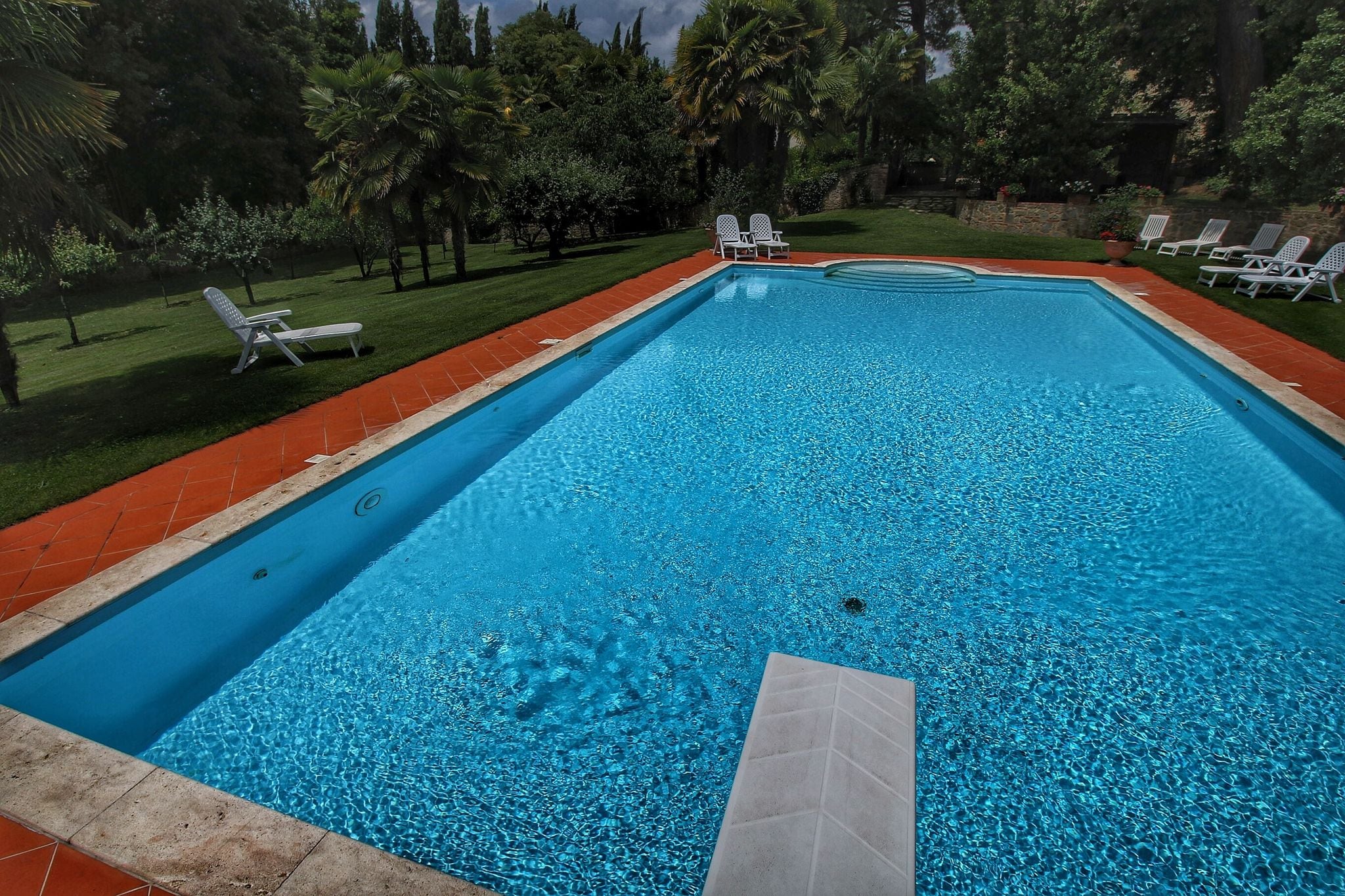 villa en appartementen in Sinalunga met zwembad