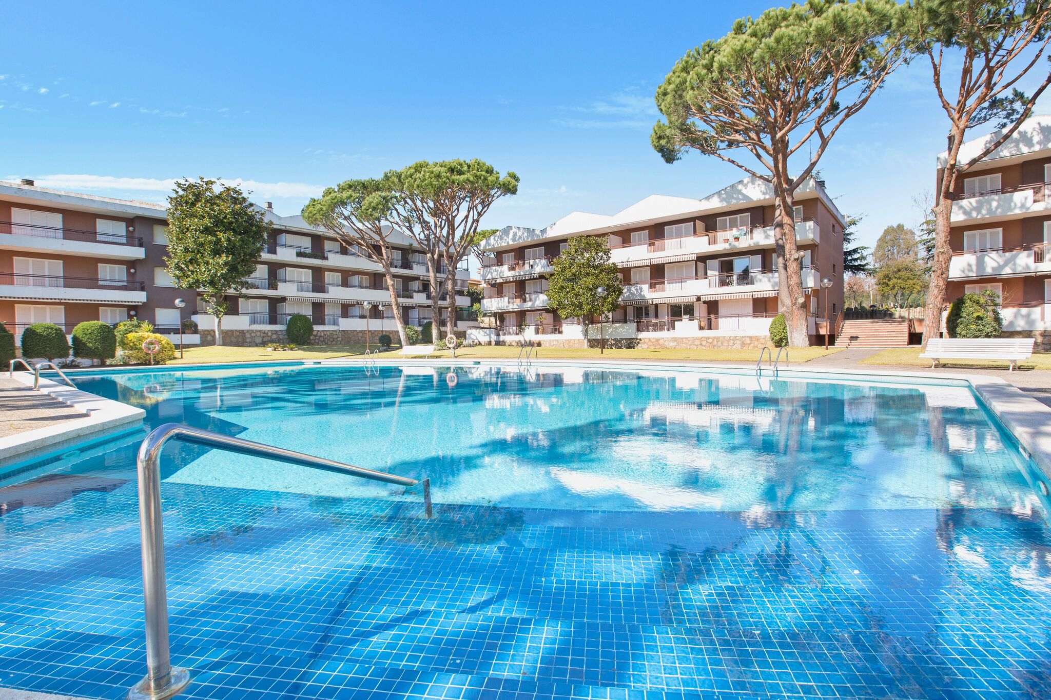 Bel appartement avec piscine à Calella de Palafrugell