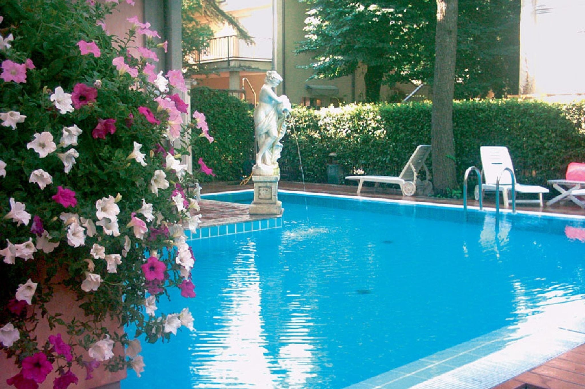 Ruhiges Appartement mit Swimmingpool in Riccione Italien