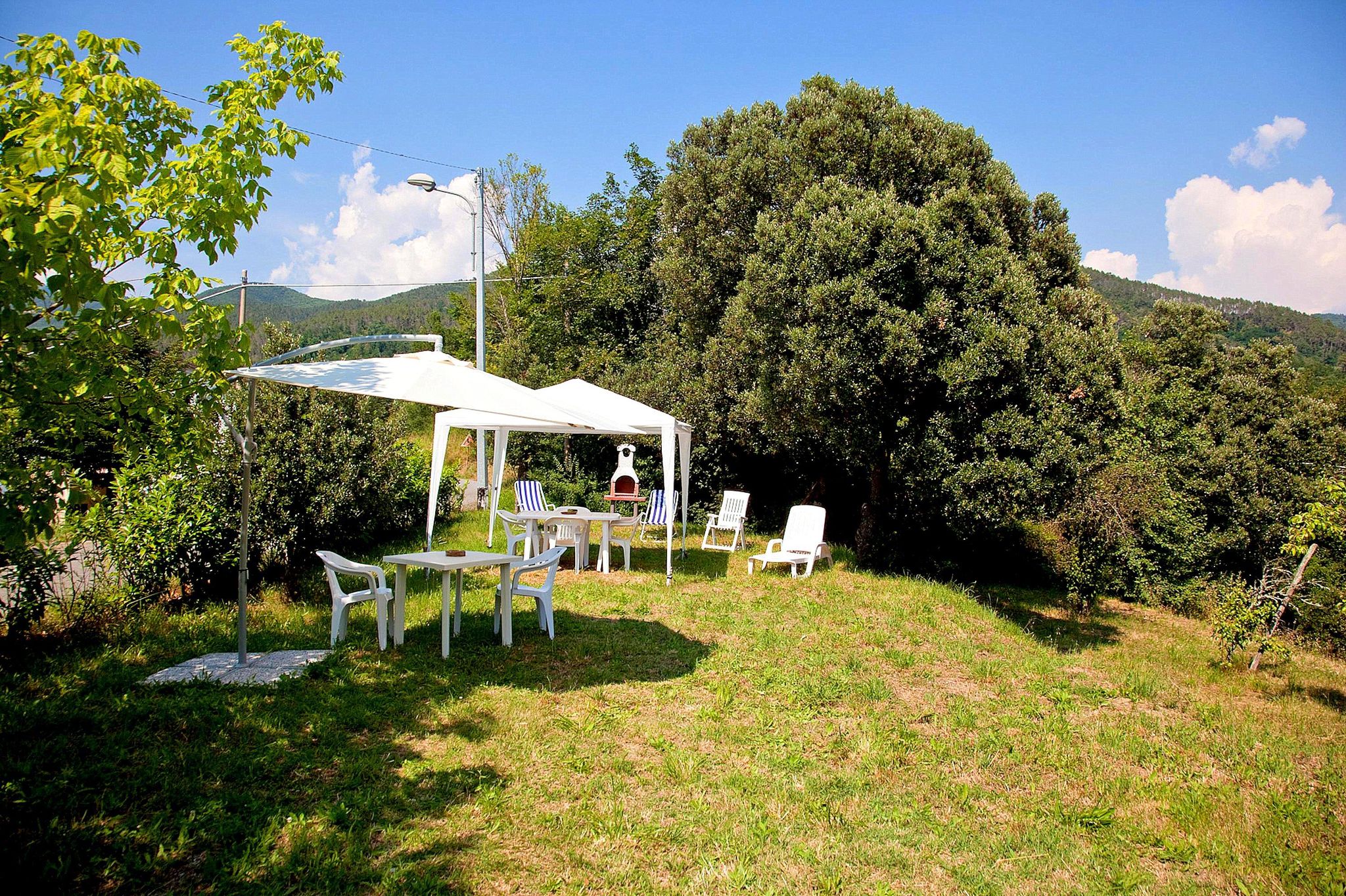 Modernes Cottage mit Terrasse in Sesta Godano