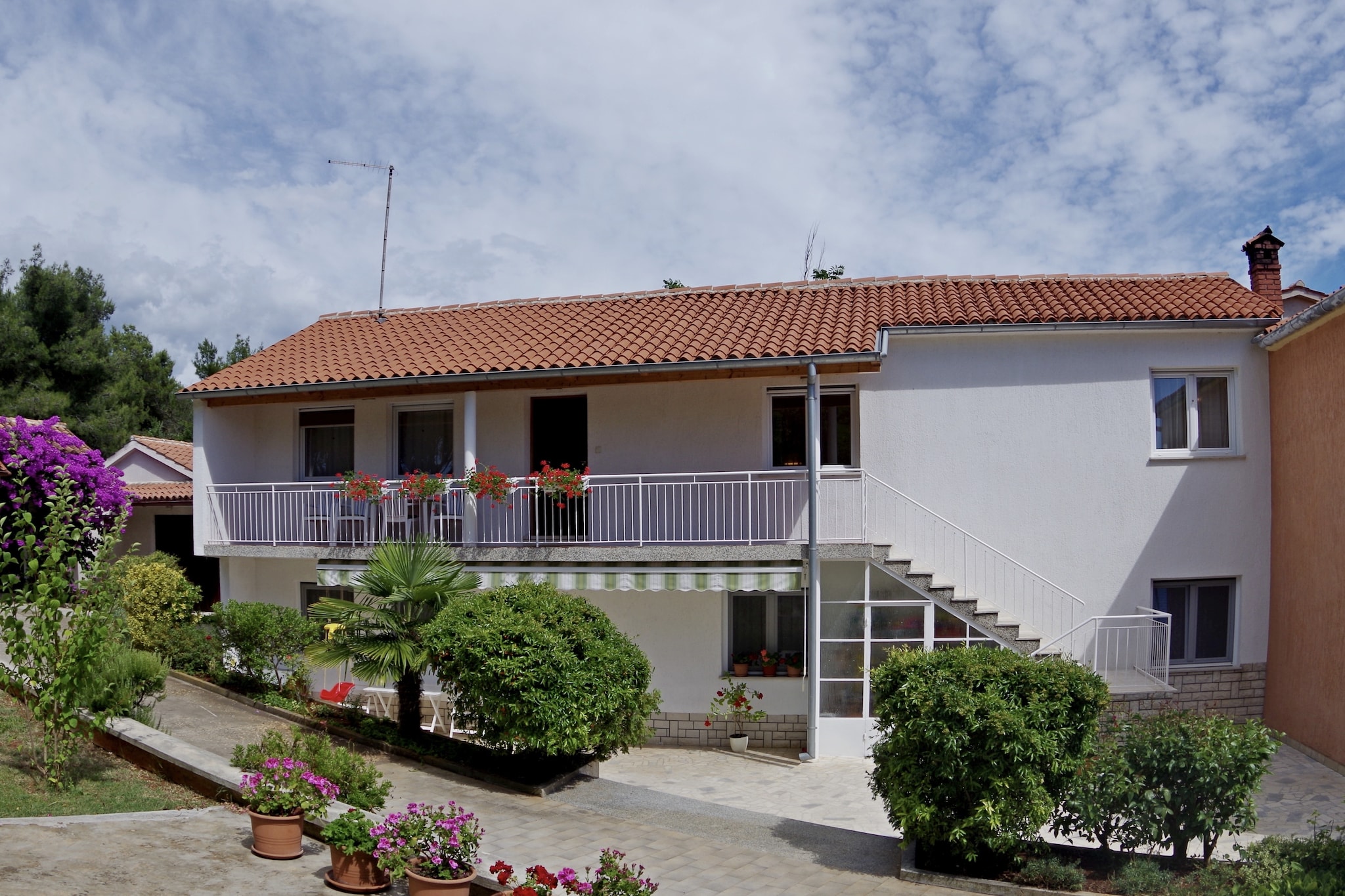 Pretty Apartment in Pula with Garden