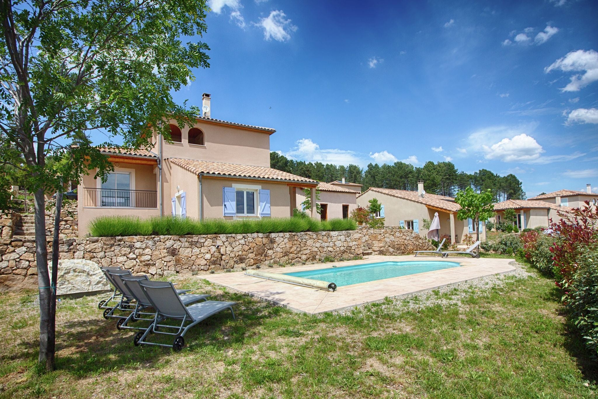 Beautifully located holiday villa with private swimming pool and lovely view!