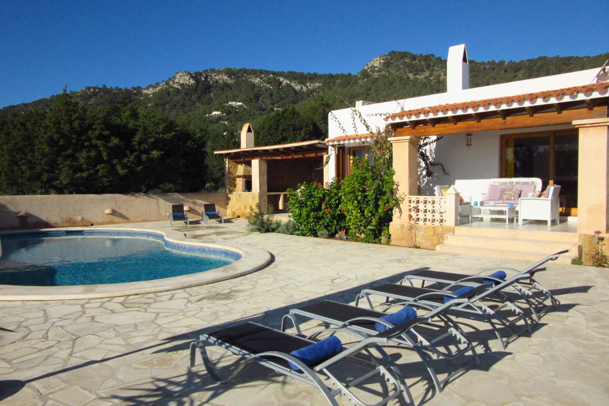 Alluring Villa in St Josep de sa Talaia With Swimming Pool