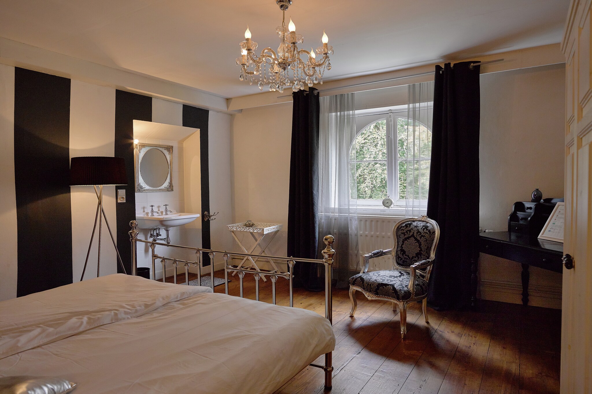 Vakantiehuis Spa max. 15 personen 1 huisdier 8 slaapkamers sauna #17