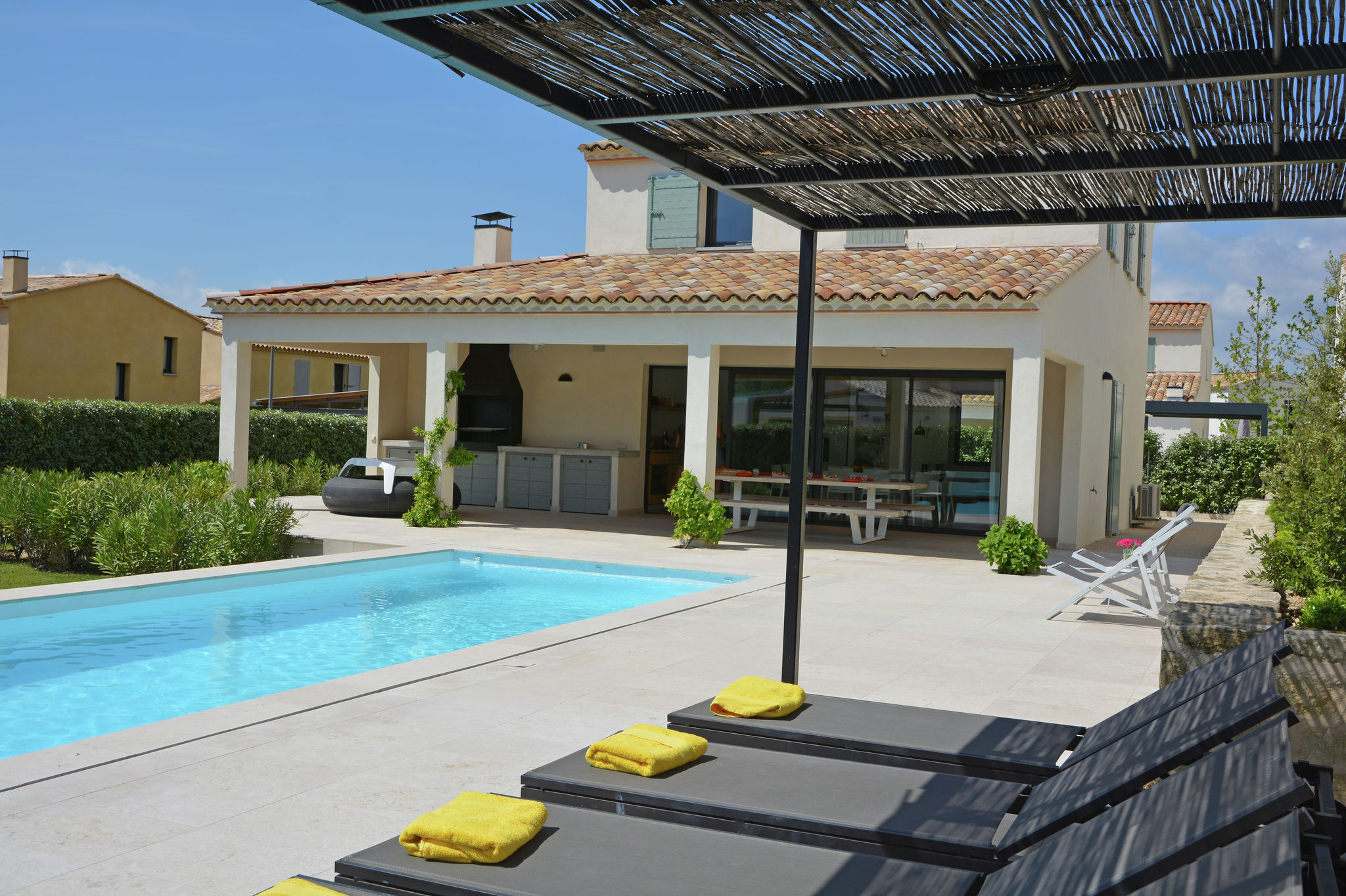 Moderne villa bij de Mont Ventoux met privézwembad