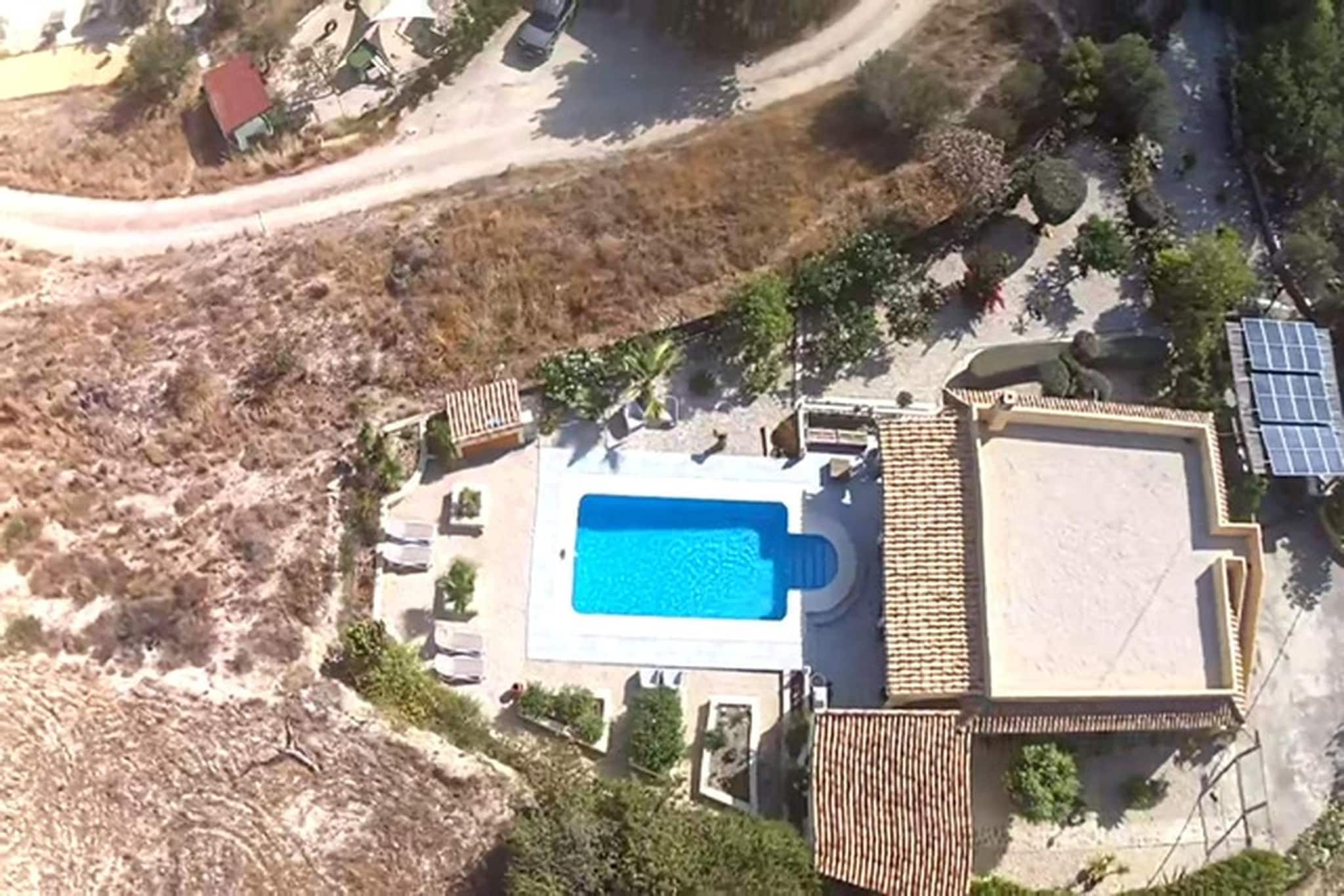 Casa Nido Cálido - Buitenkant zomer