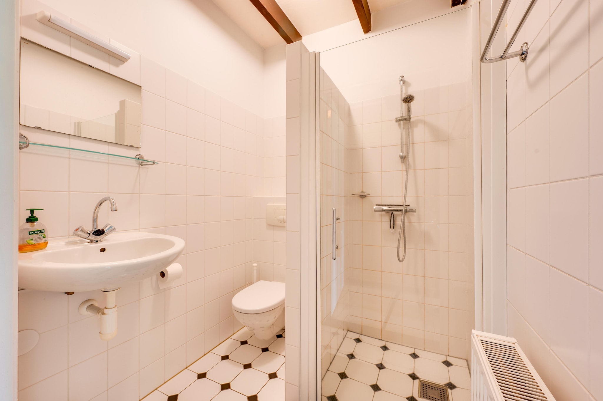 De Kibbelhoeve - Badkamer