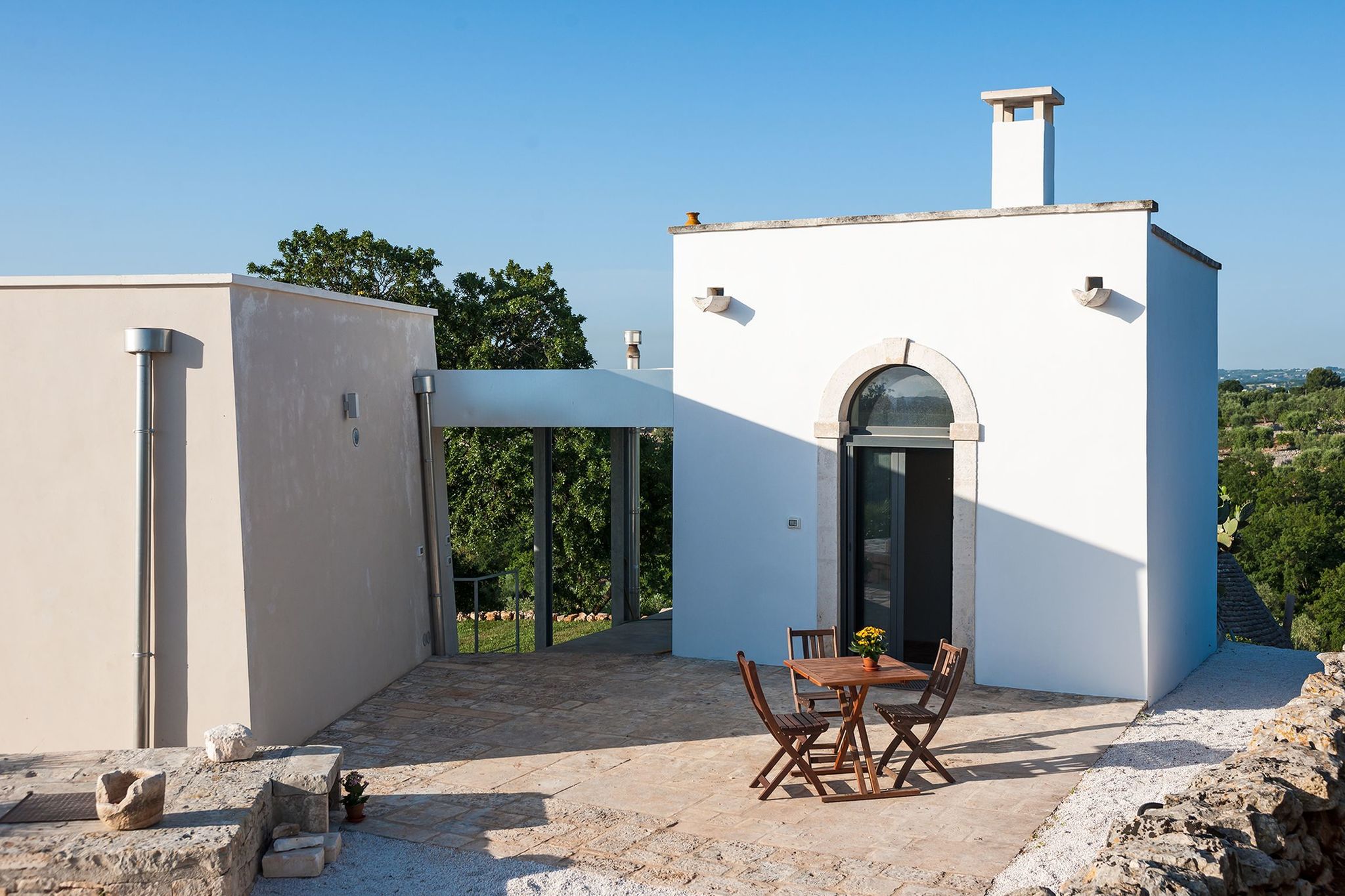 Moderne Villa in Cisternino mit Swimmingpool