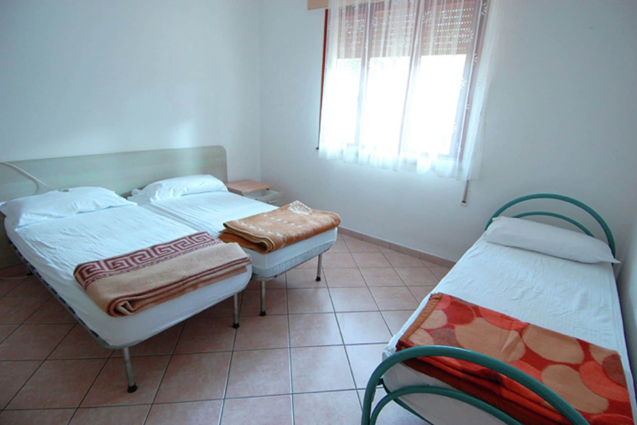 Comfortable holiday home apartment near Venice with parking