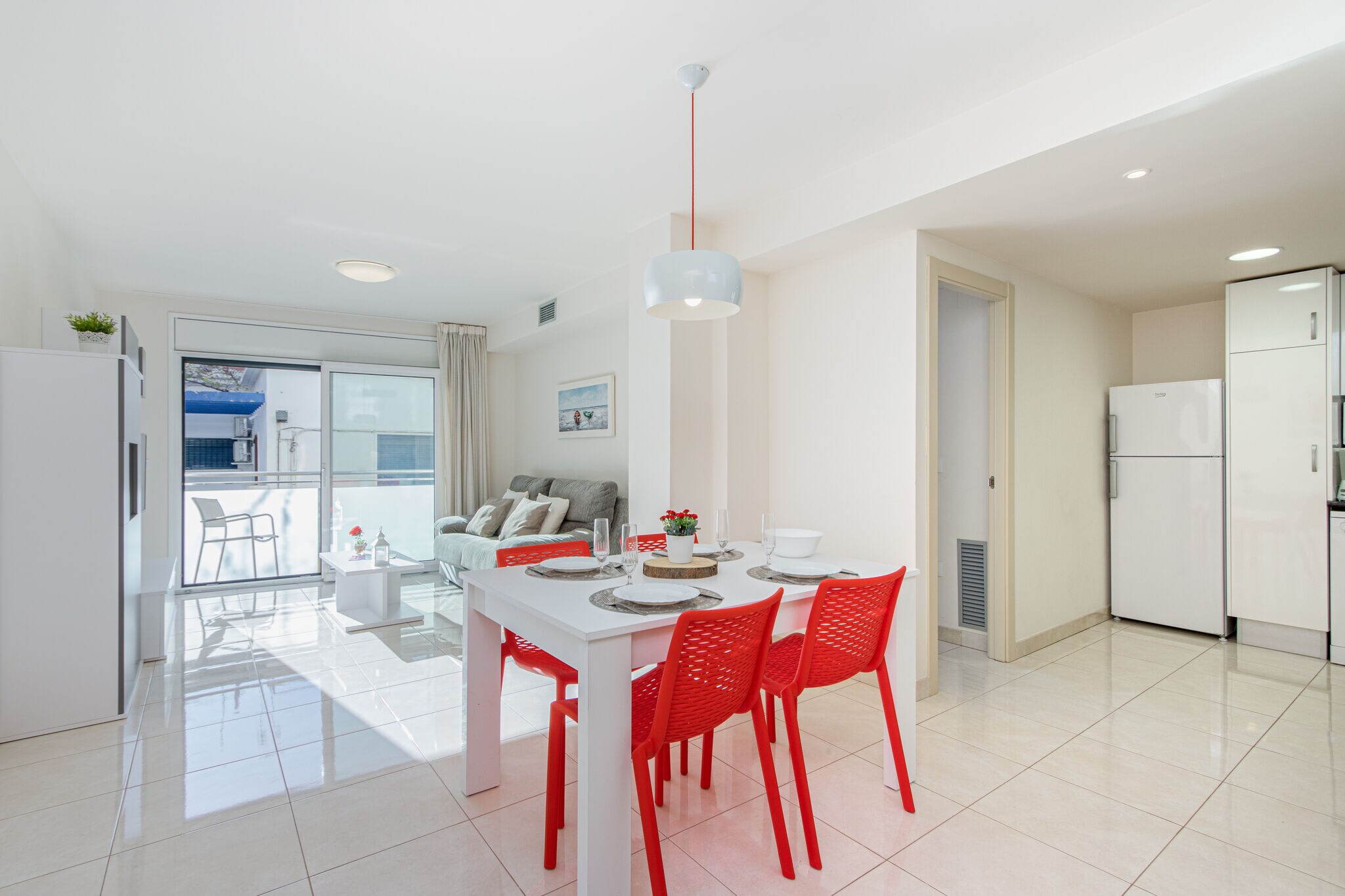 Modern appartement dicht bij het strand van La Punta in Roses