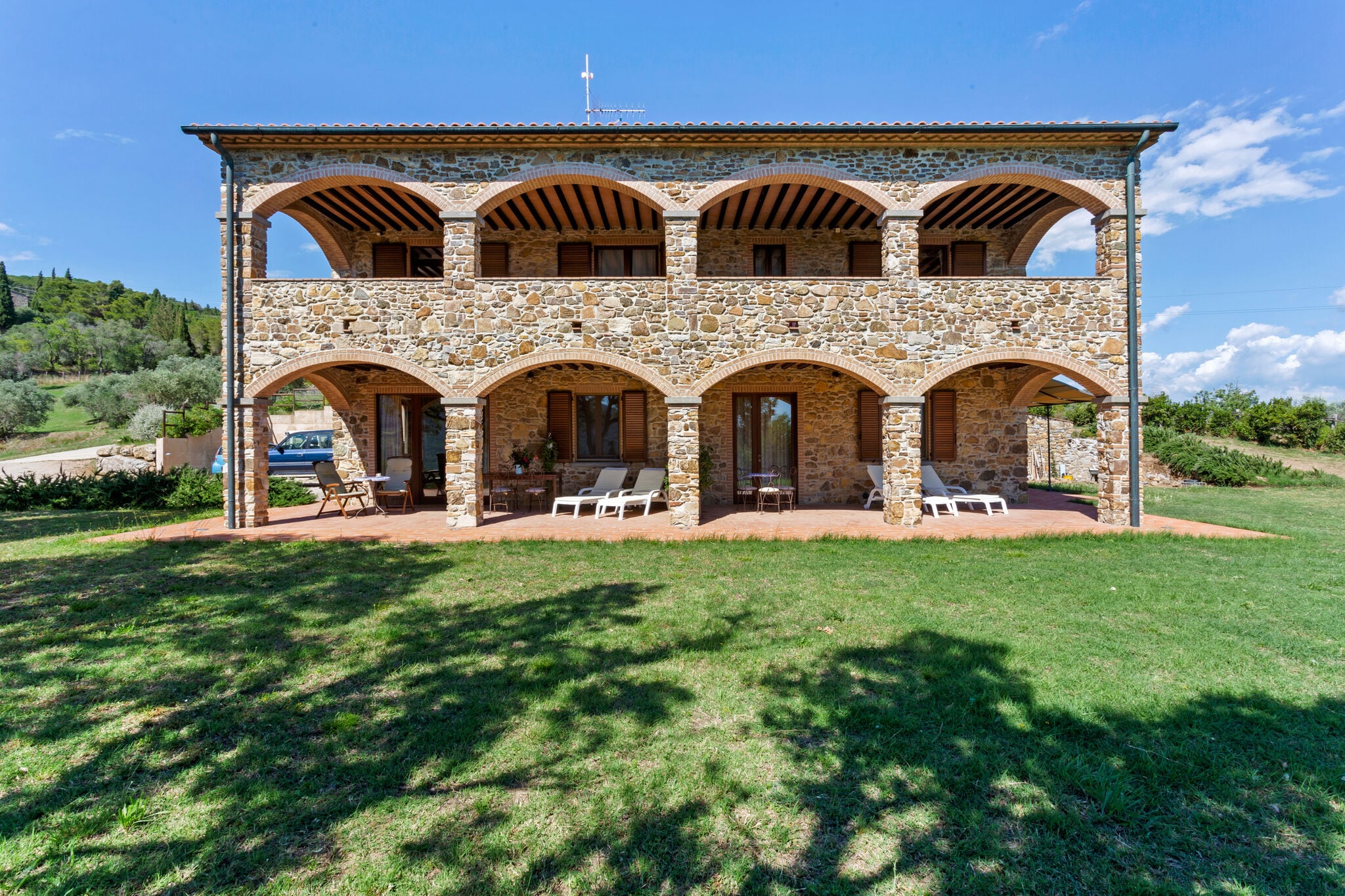 Spacious Farmhouse in Suvereto with Veranda