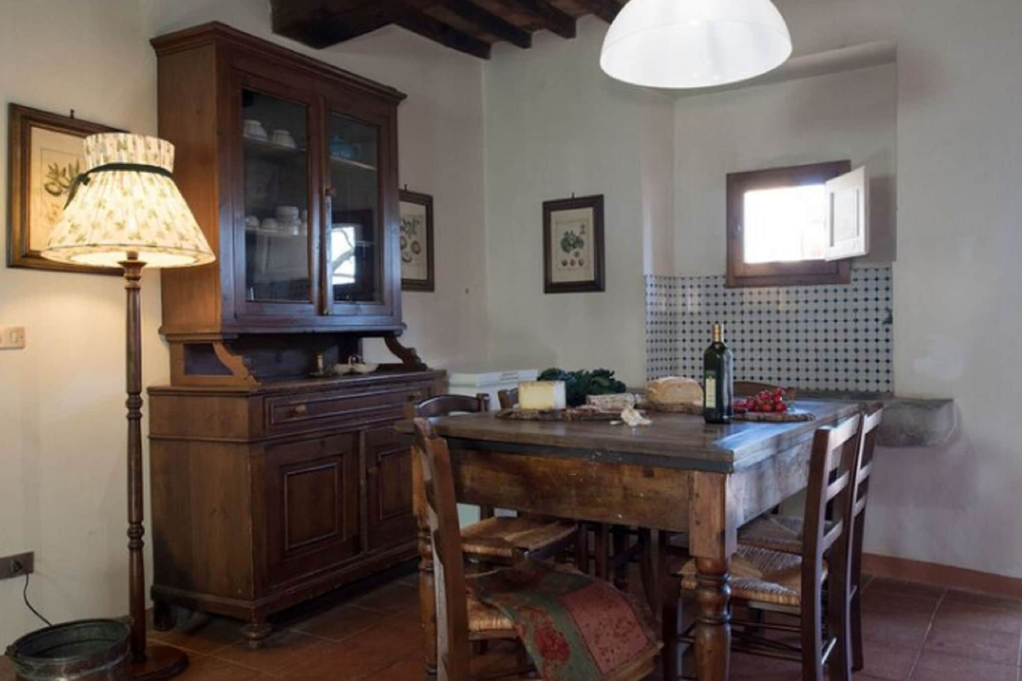 Cosy Holiday Home in Pergine Valdarno with Terrace