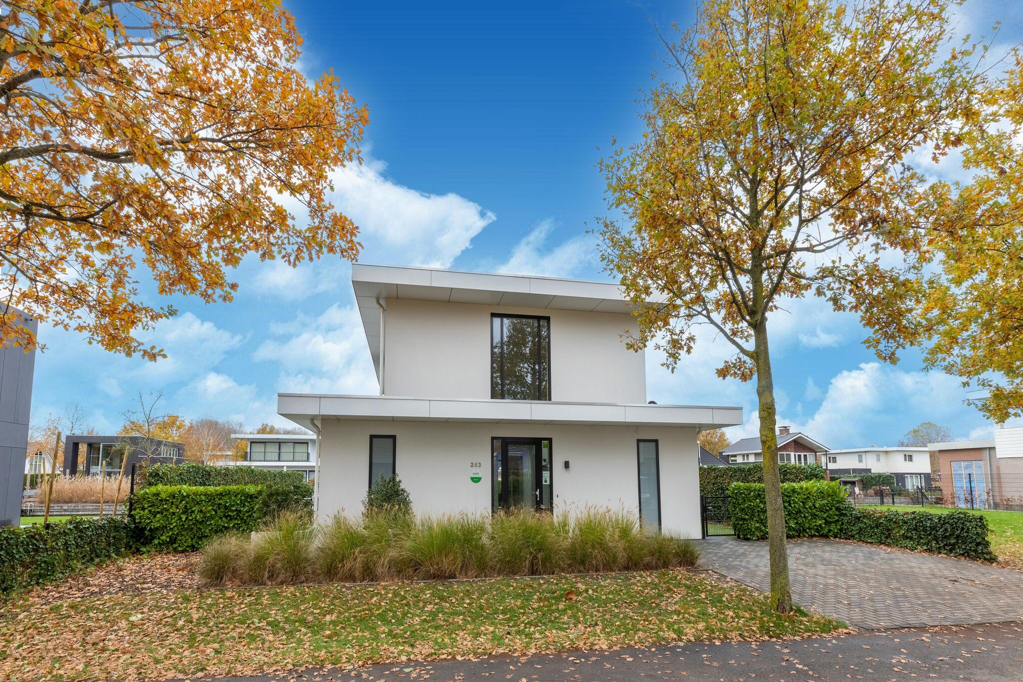 Moderne Villa in Harderwijk mit Whirlwanne