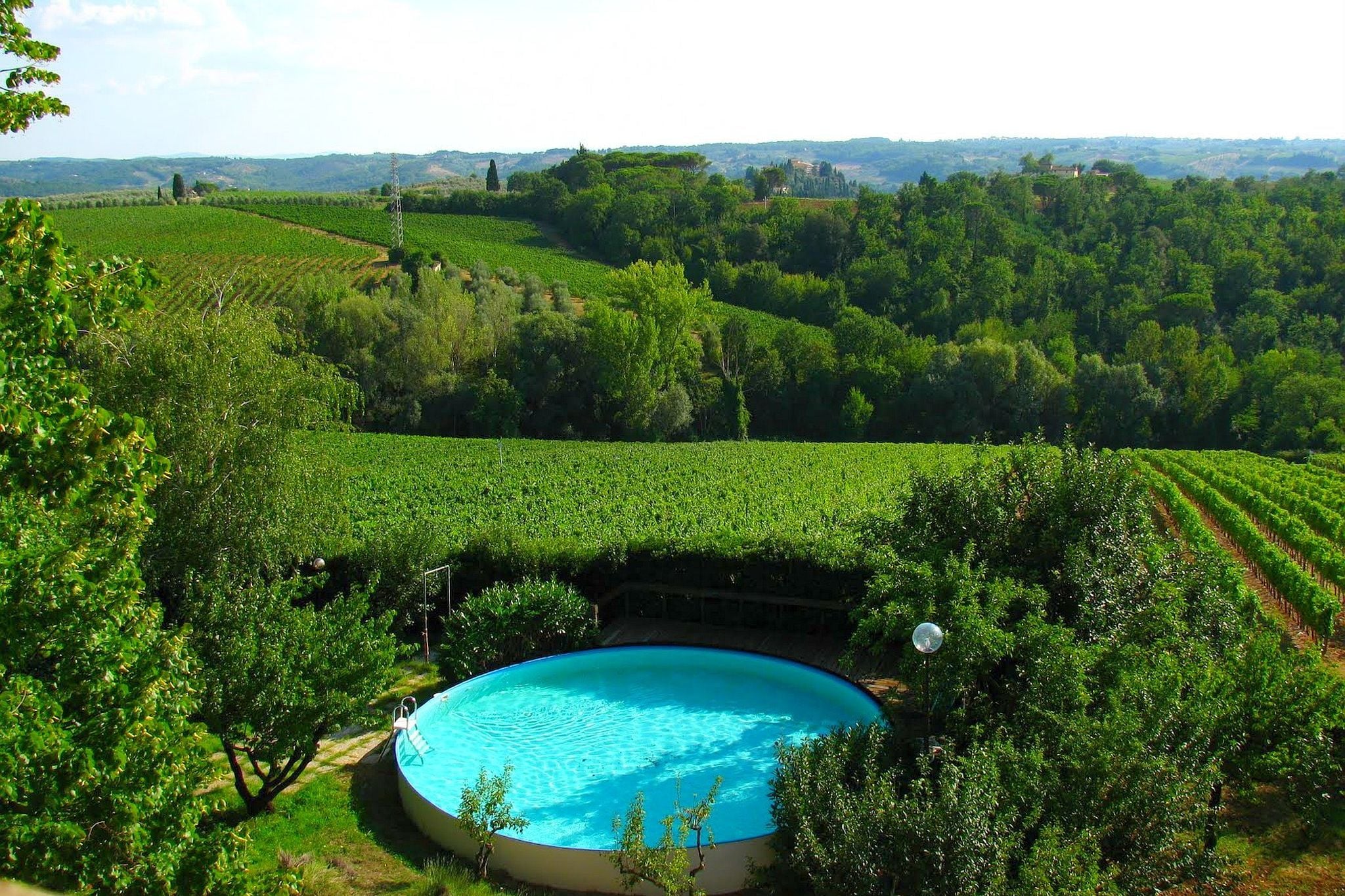 Part of a beautiful manor house overlooking the hills of Chianti Classico