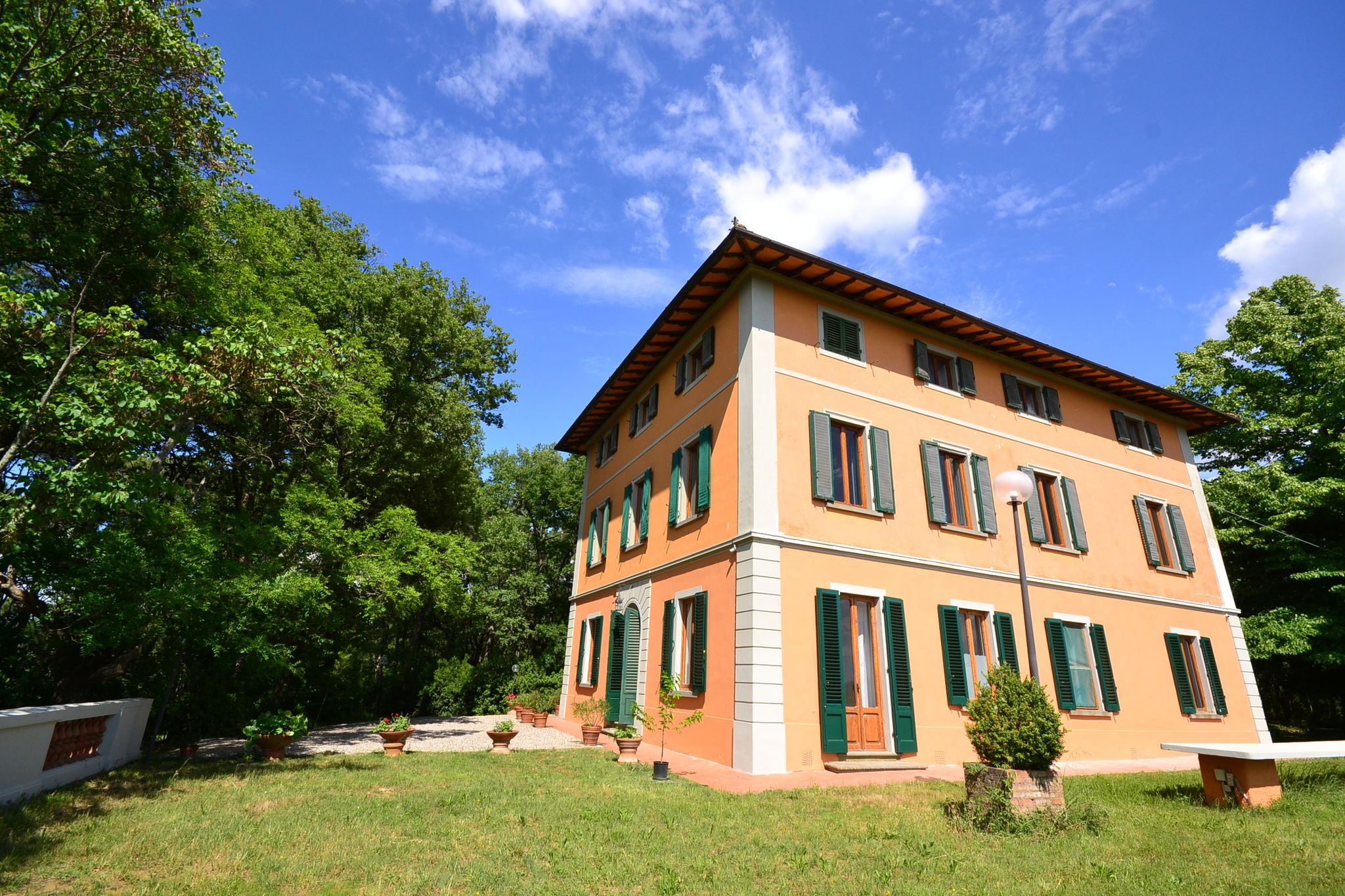 Part of a beautiful manor house overlooking the hills of Chianti Classico