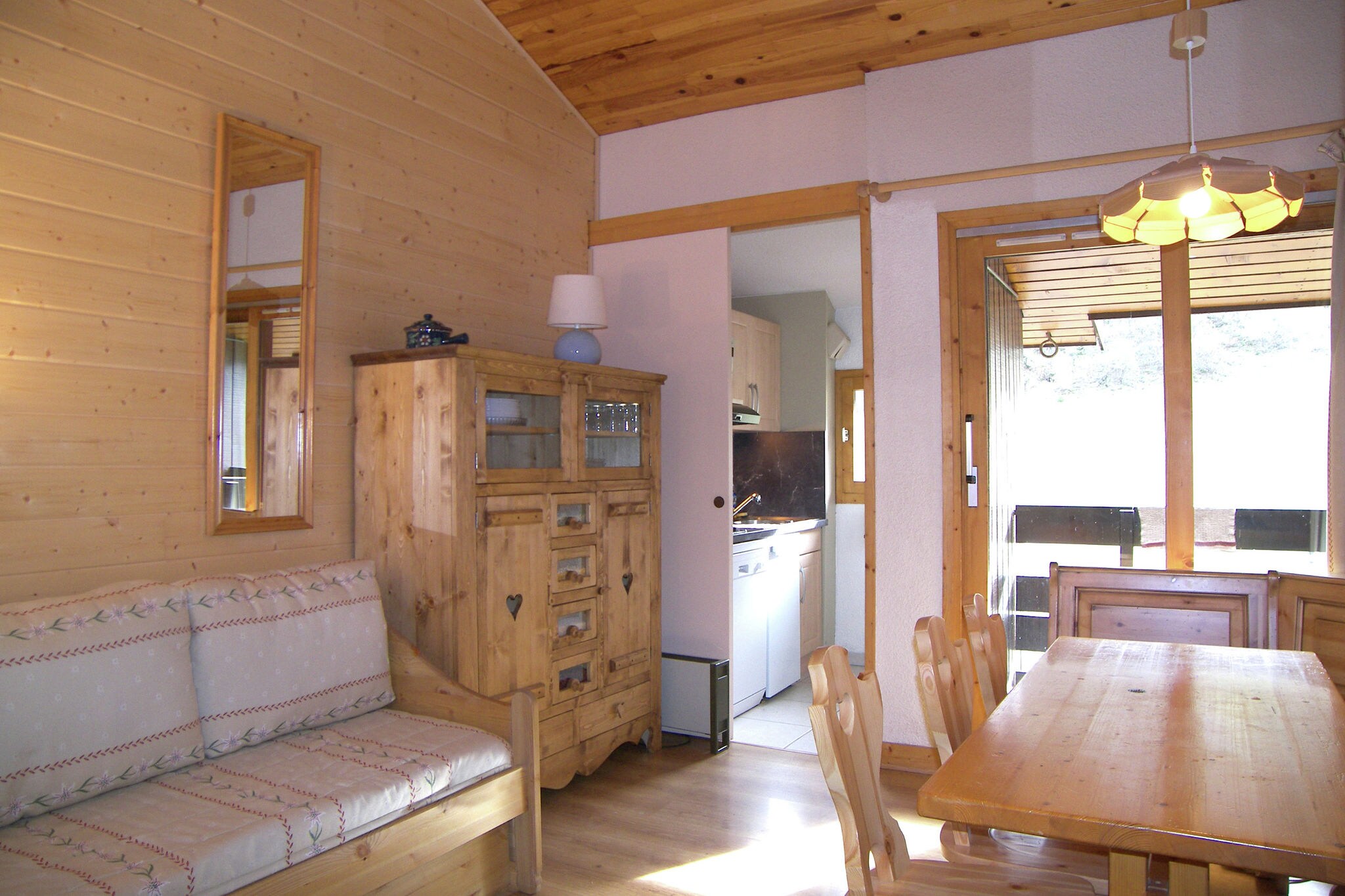 Scenic Apartment near Ski Area in Méribel