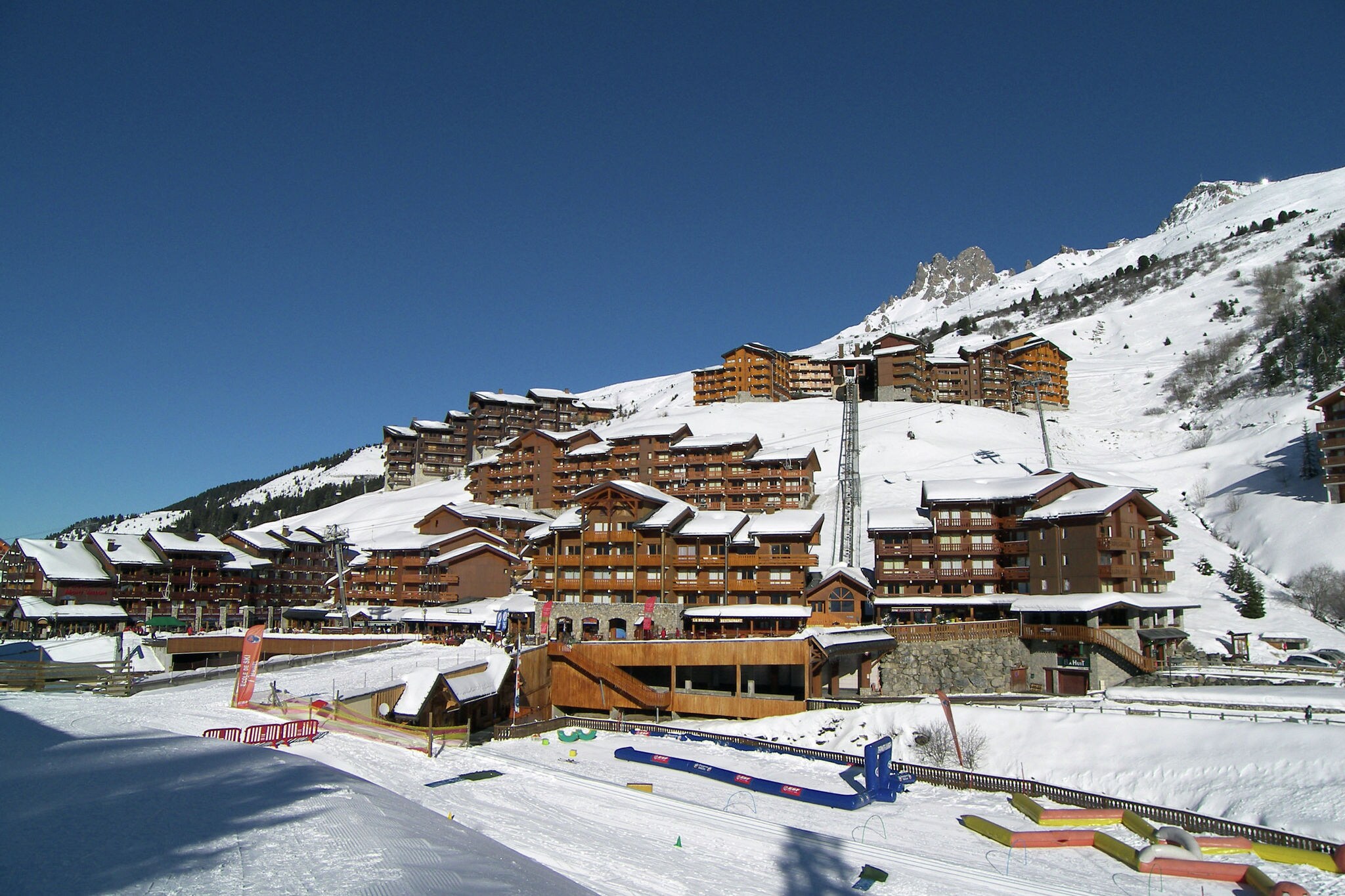Moderne Ferienwohnung in Méribel in der Nähe des Skigebiets