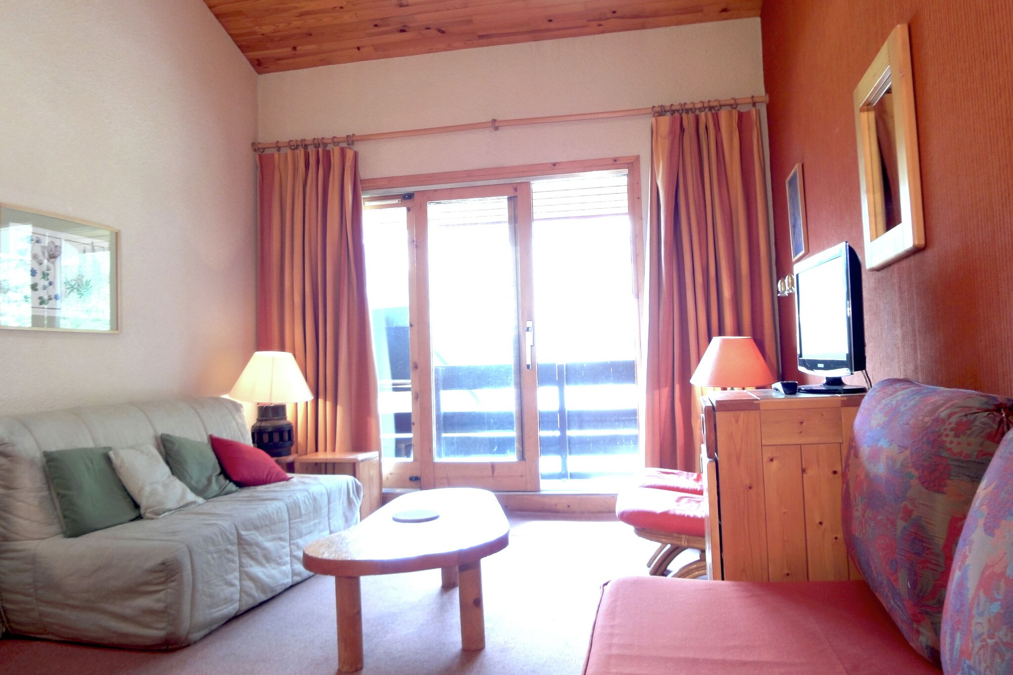 Simplistic Apartment in Méribel next to Ski Slope
