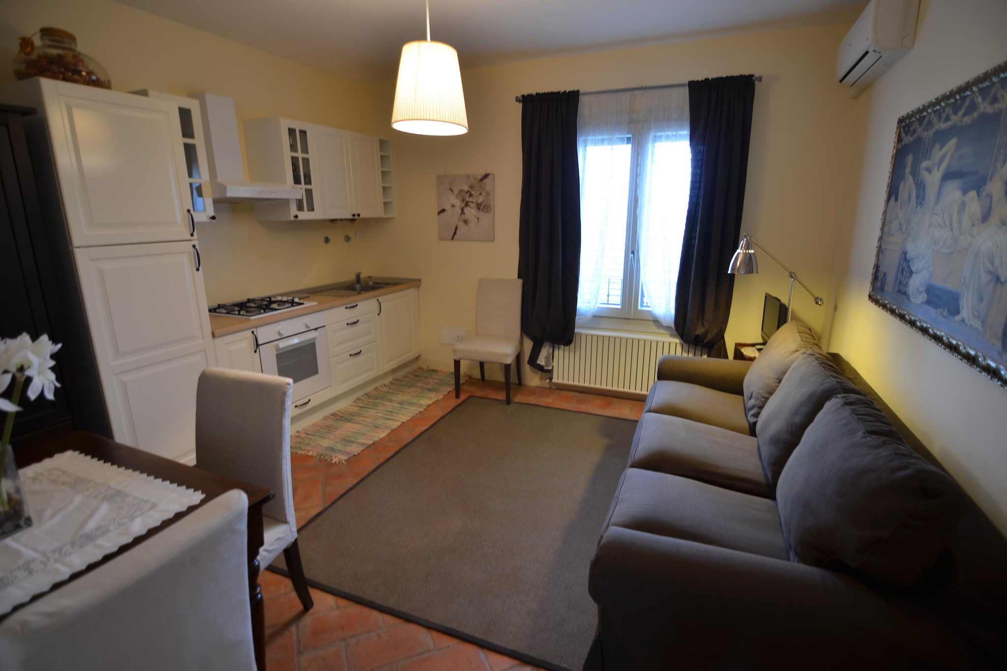 Apartment Amidst Vineyards & Blue Skies
