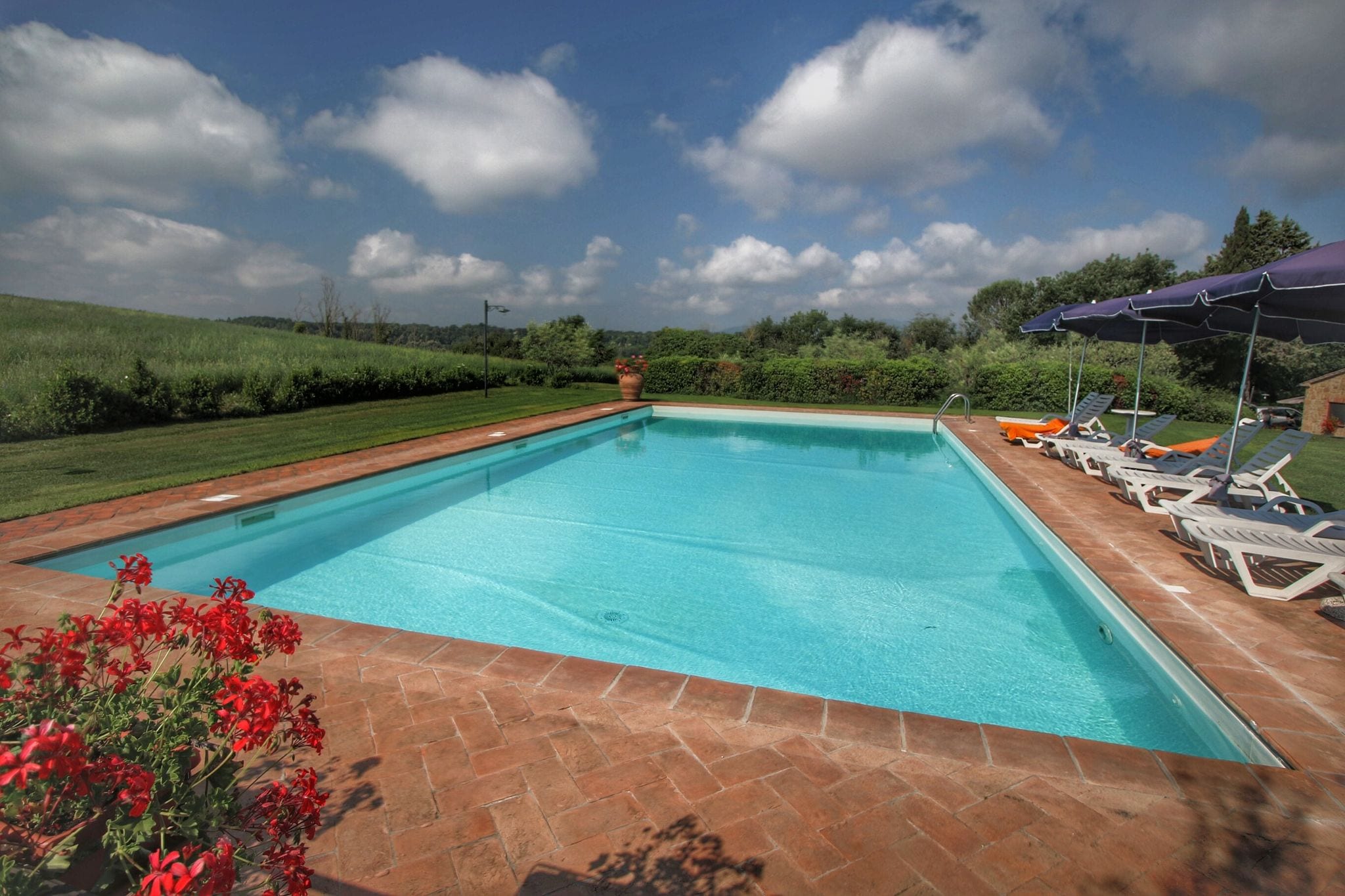 Farmhouse on a hill with swimming pool, large garden and nice views