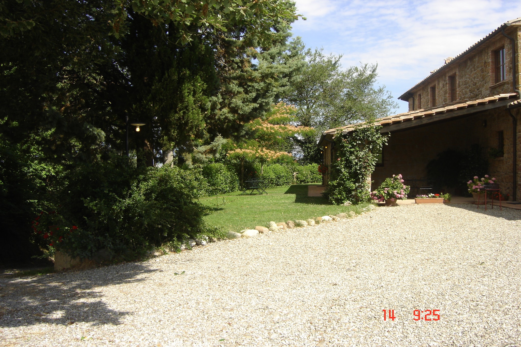 Exterior Summer
