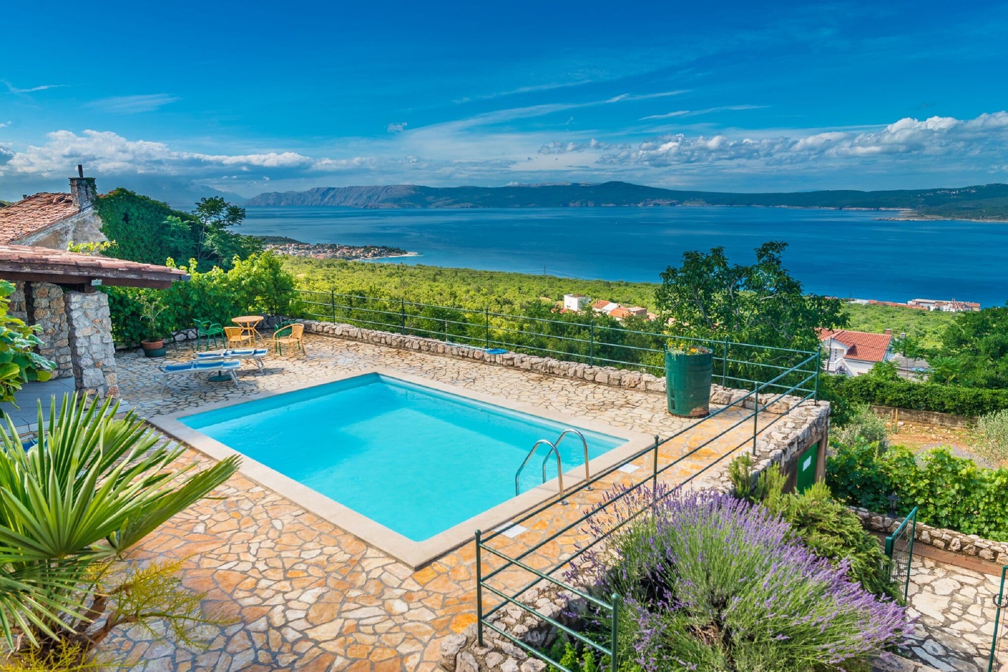 Authentieke villa in Crikvenica met privézwembad
