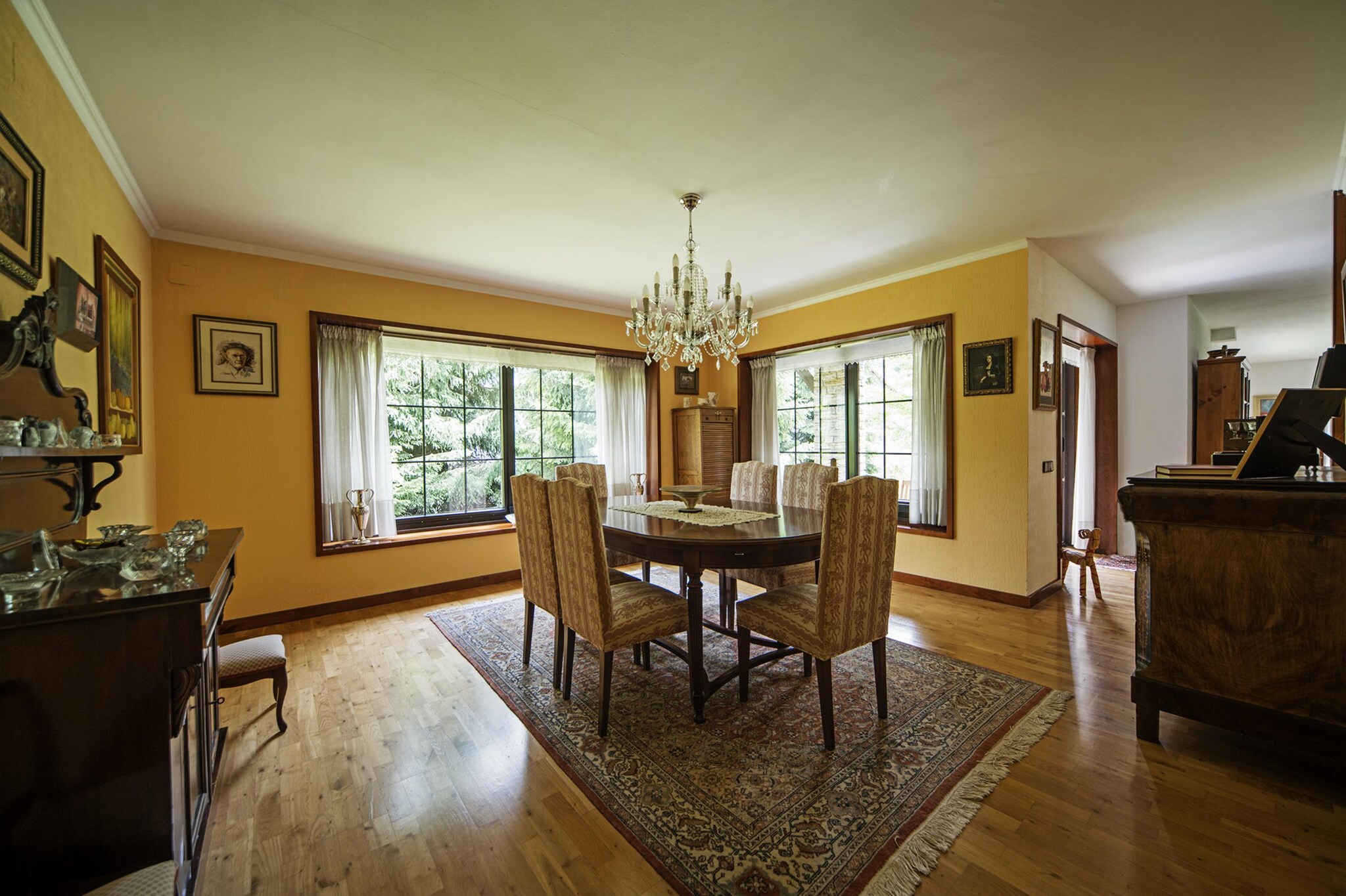 This is a quaint 4-bedroom holiday home in Vielha. It offers scenic views of the surrounding mountains and is ideal for big groups.



The home is near the Baquiera Beret ski area. Vall d'Aran is one of the most beautiful areas of the Pyrenees and is located about 25 km from the French border. The home is also very close to the town centre and restaurants are just 500m away. You can go to Escuela Equitación Vielha just 600m away for horseriding.



The mansion is built from bricks and slate in typical Aranese style. There is a beautiful fireplace in the living room. The garden is the perfect place to enjoy a barbecue. There's also a terrace for you to admire the view. You can get a cot and high chair on request.



Toulouse airport is 150 km away.