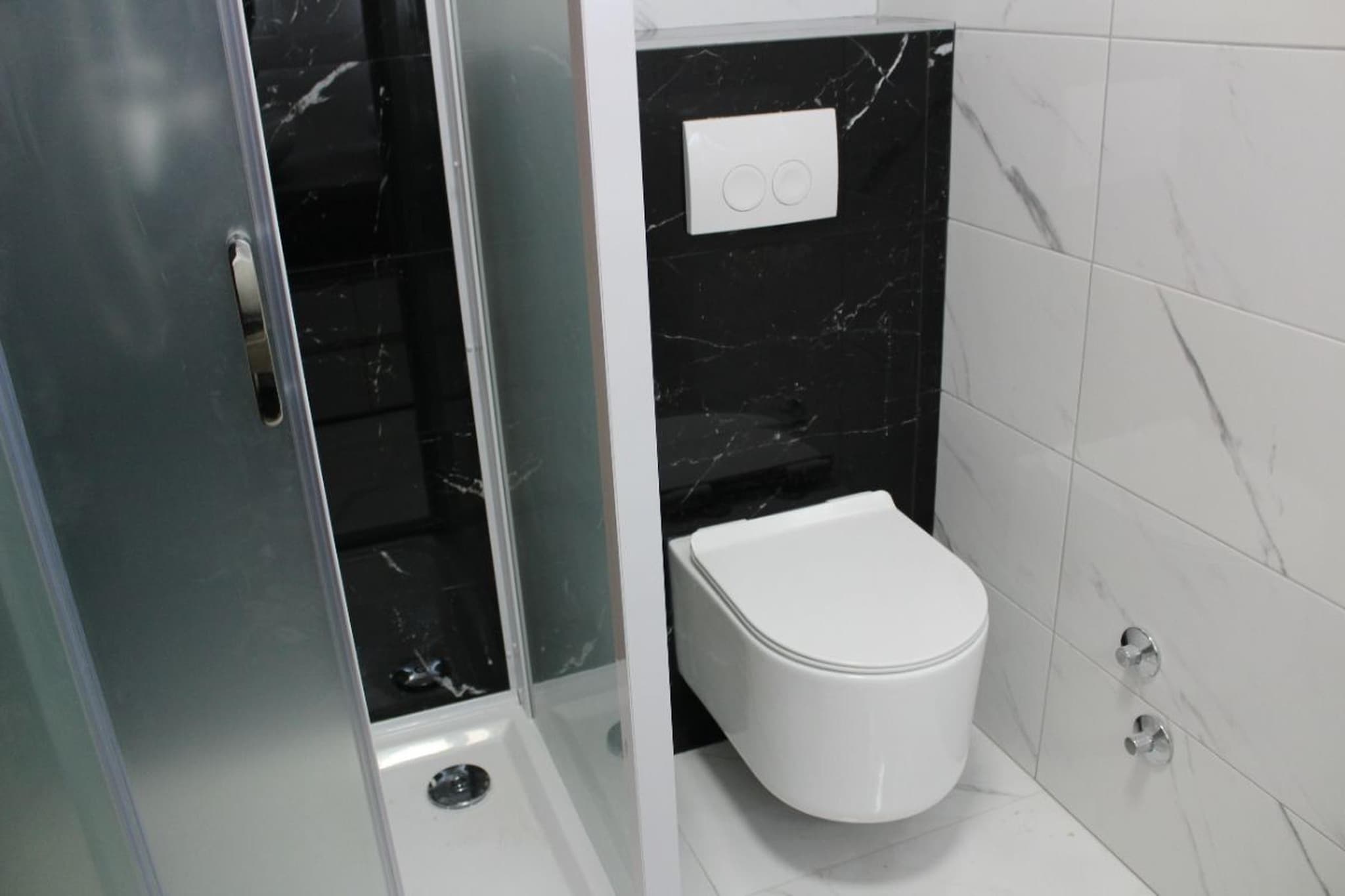 Sv Marija2 - Ferienwohnung 4 - Typ 4plus2-Badkamer