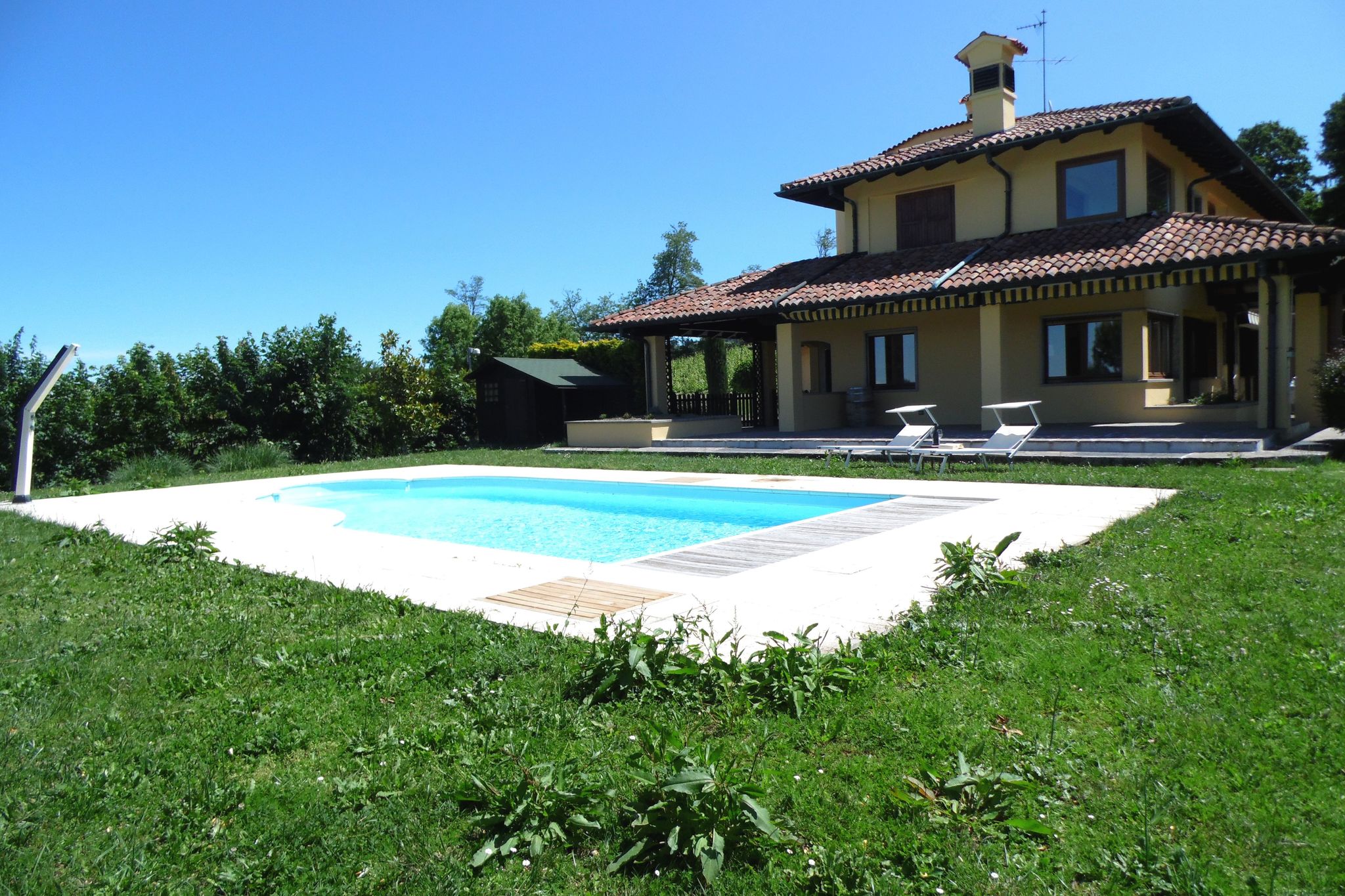 Moderne Ferienwohnung mit Pool in Santa Maria della Versa