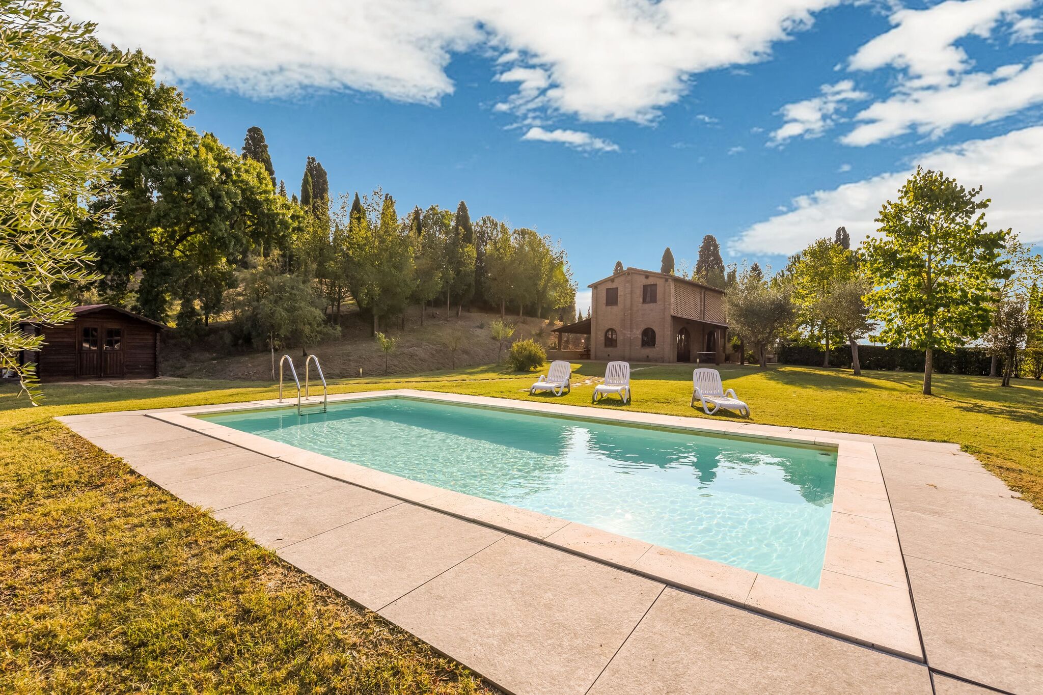 Charmante maison de vacances avec piscine privée et jardin, située près de Sienne